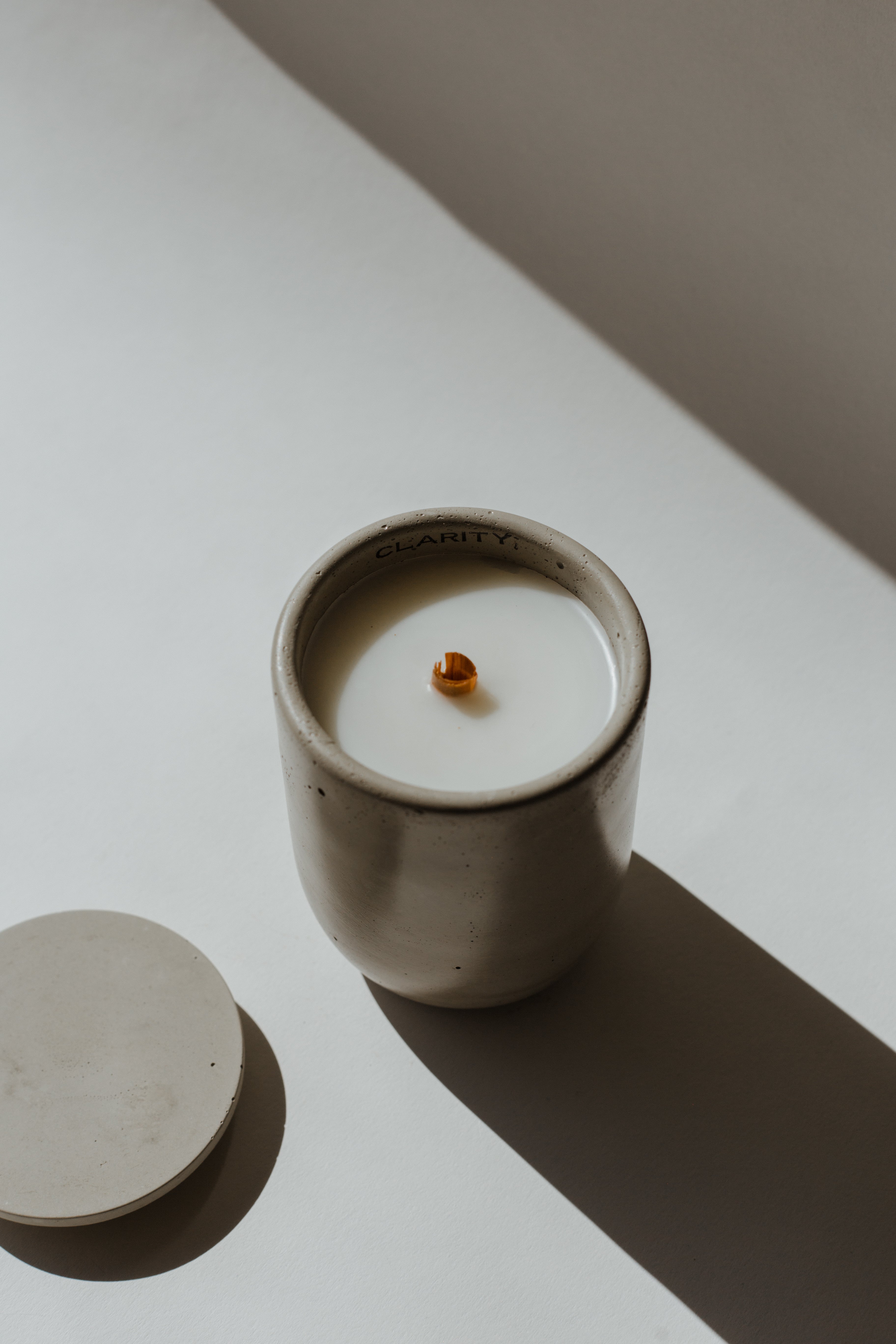 Clarity Calming Candle - Eucalyptus & Spearmint | Sunday Nomad