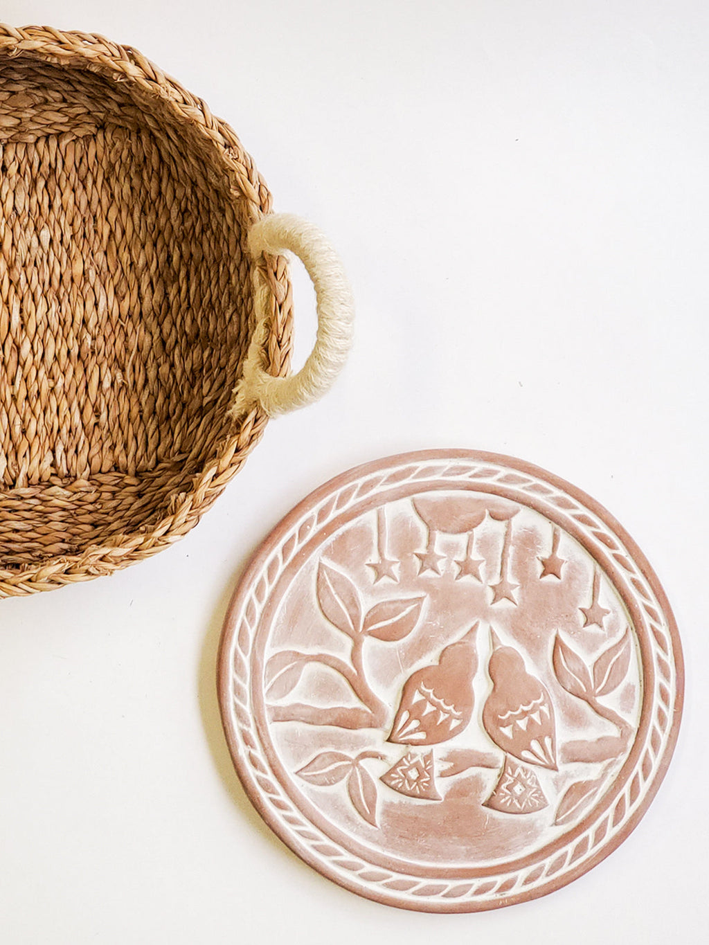 Bread Warmer & Basket Gift Set with Tea Towel - Lovebird Round | Heirloom Boulevard