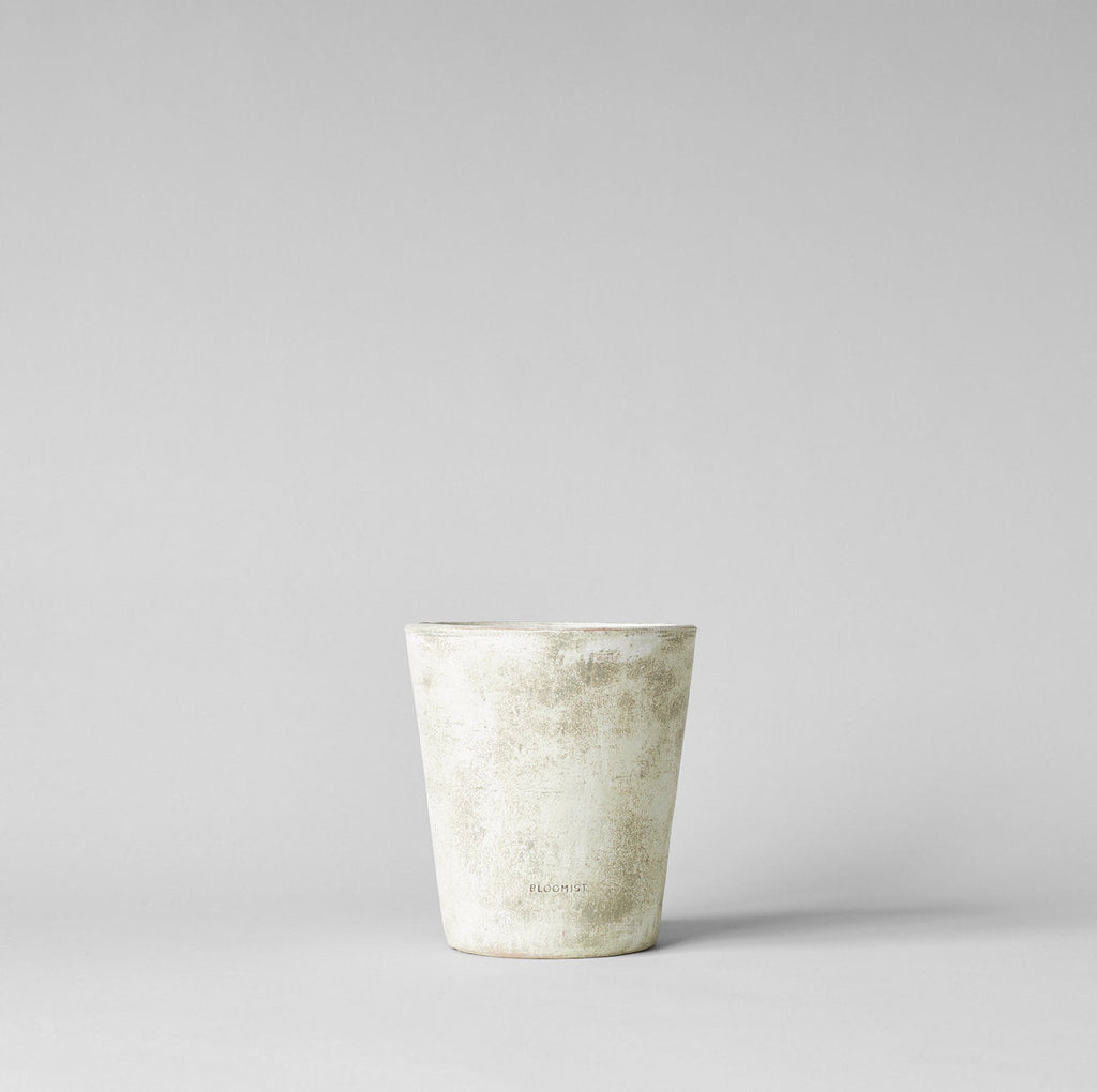 Bloomist Basic Planter, White Patina No Tray | Heirloom Boulevard