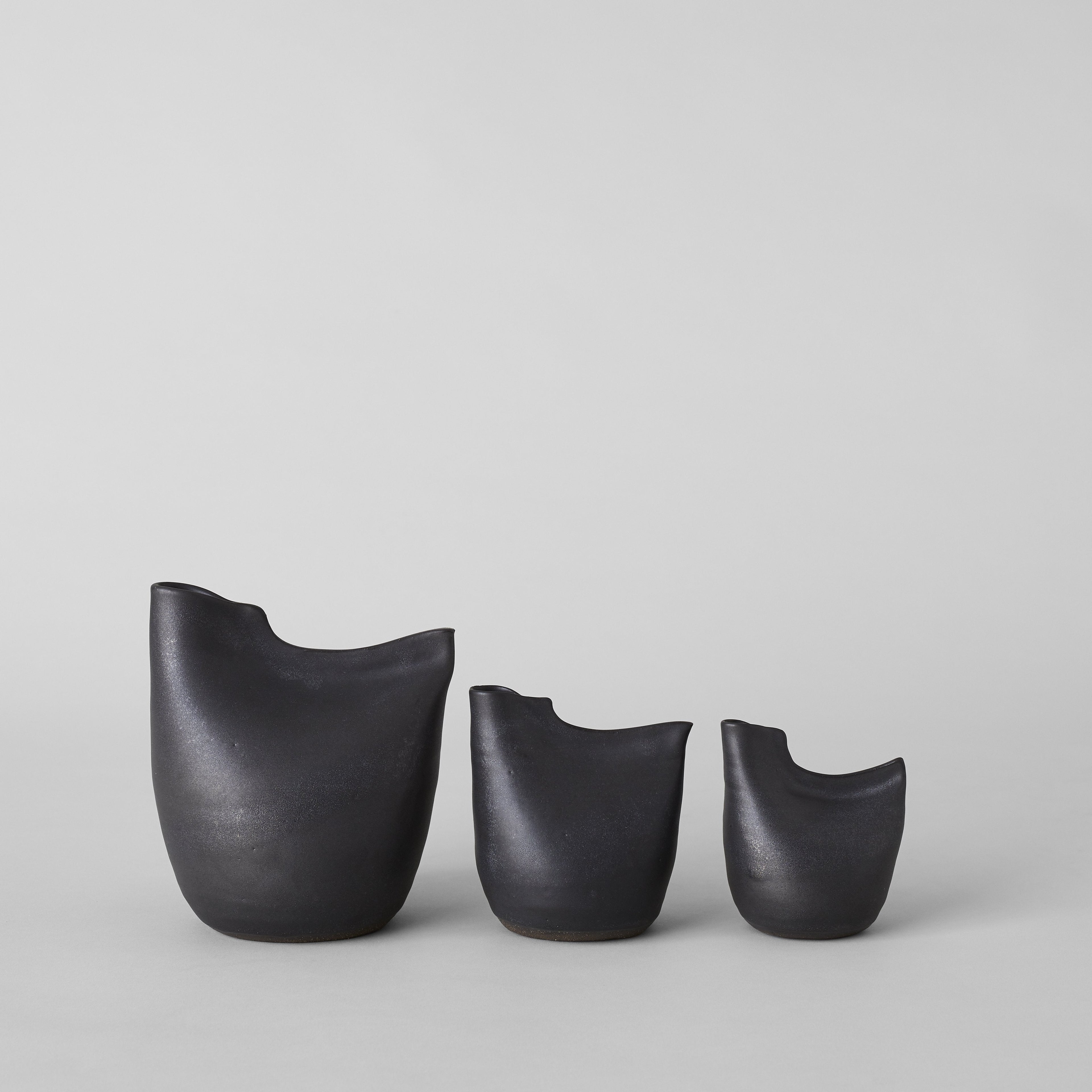 Bloomist Bird Vase, Black | Heirloom Boulevard