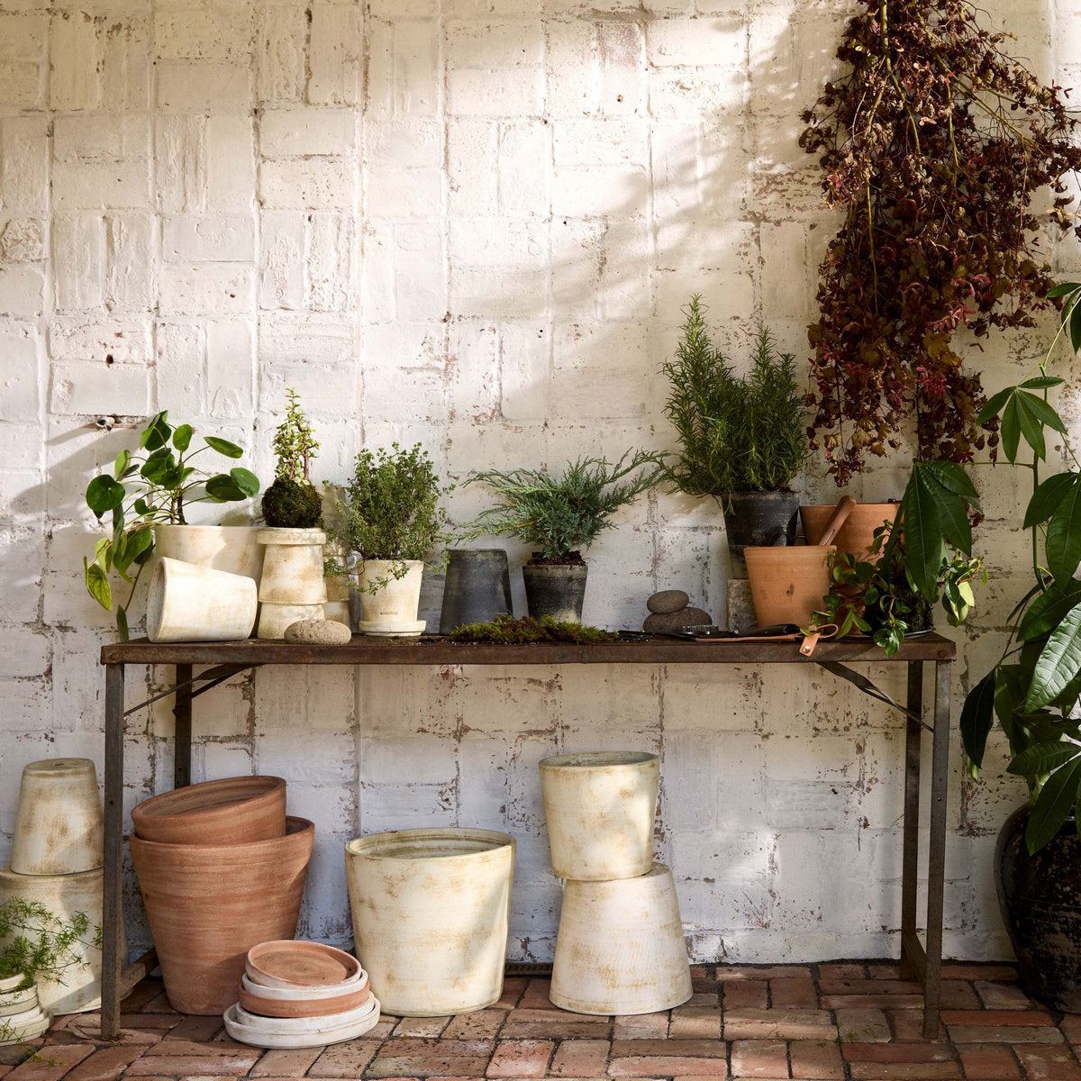Bloomist Basic Planter, White Patina | Heirloom Boulevard