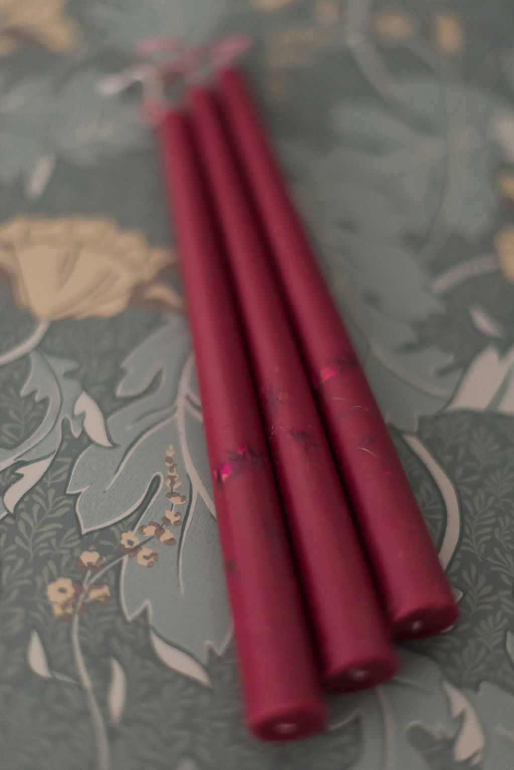 Galley & Fen Floral Inlaid Tapered Candle in Burgundy - Set of 3 | Heirloom Boulevard