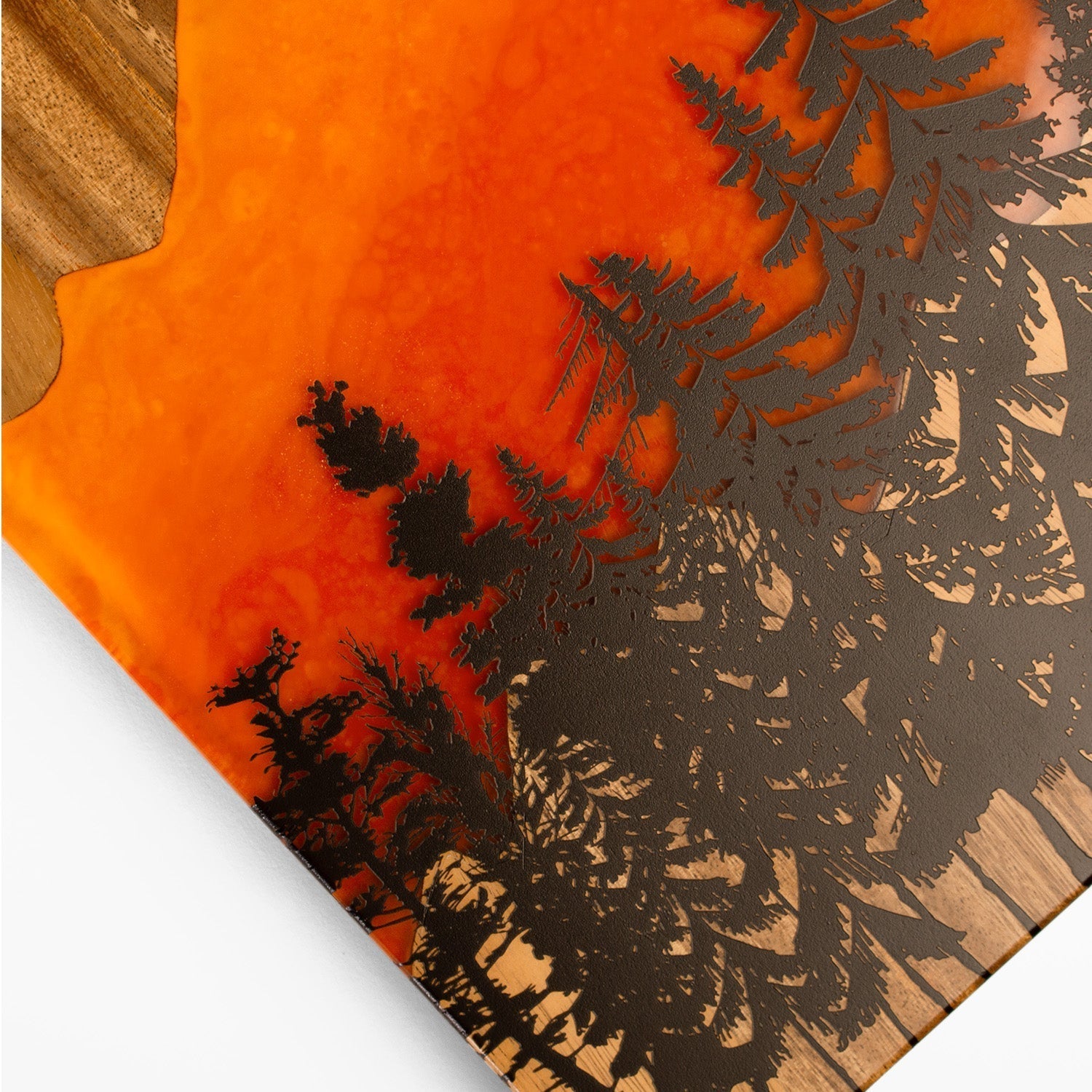 Elakai 1ft x 2ft Resin & Wood Travel Cornhole Set | Mountain Collection | Heirloom Boulevard