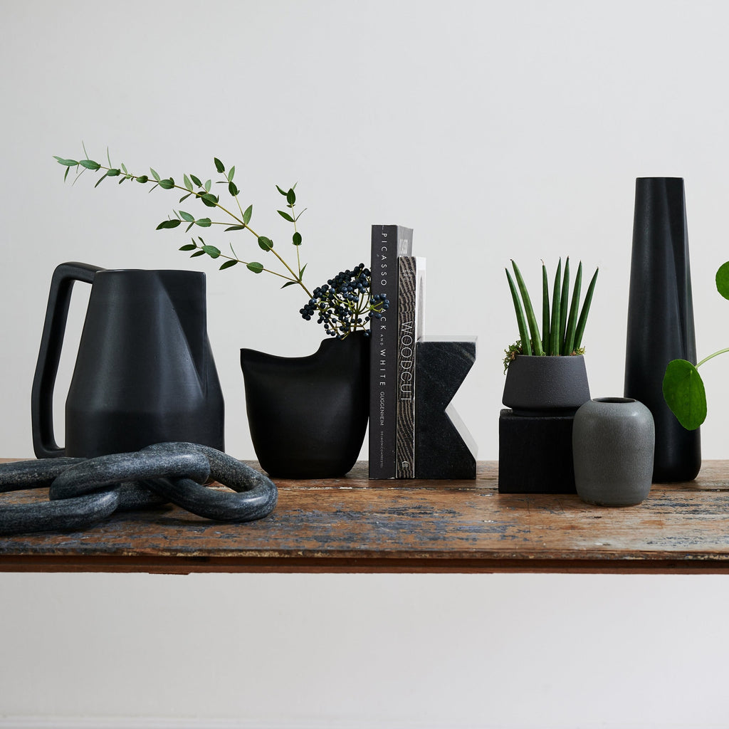 Bloomist Bird Vase, Black | Heirloom Boulevard