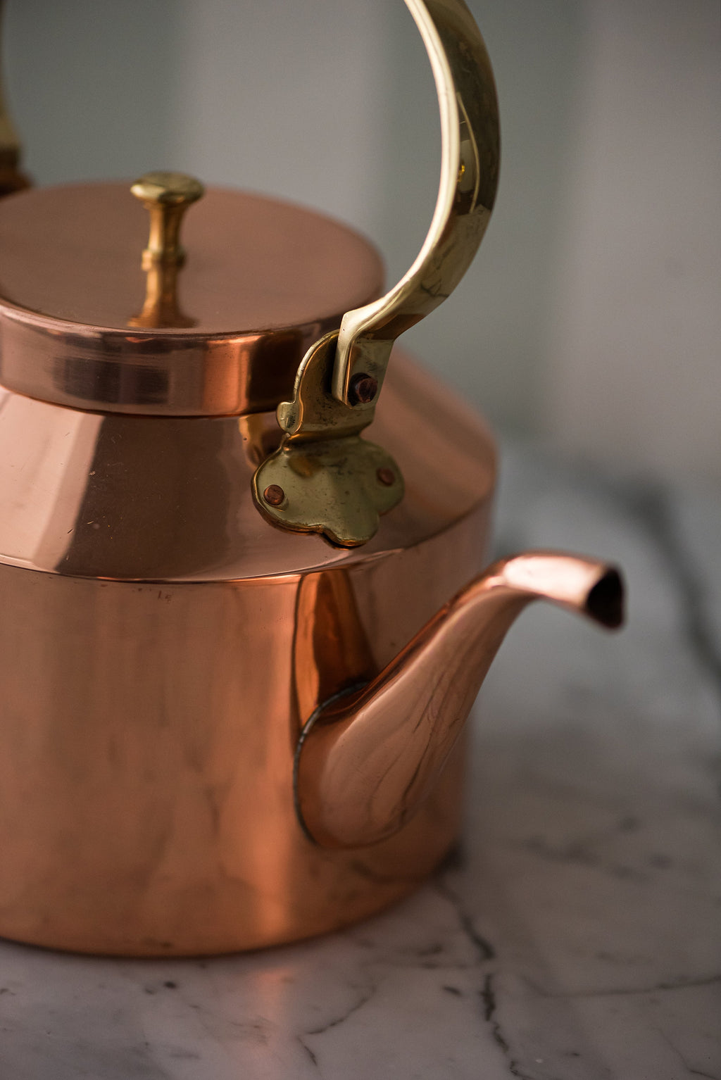 Galley & Fen English Copper Tea Kettle | Heirloom Boulevard