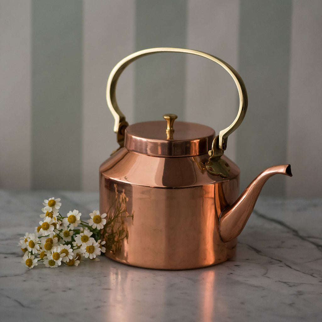 Galley & Fen English Copper Tea Kettle | Heirloom Boulevard