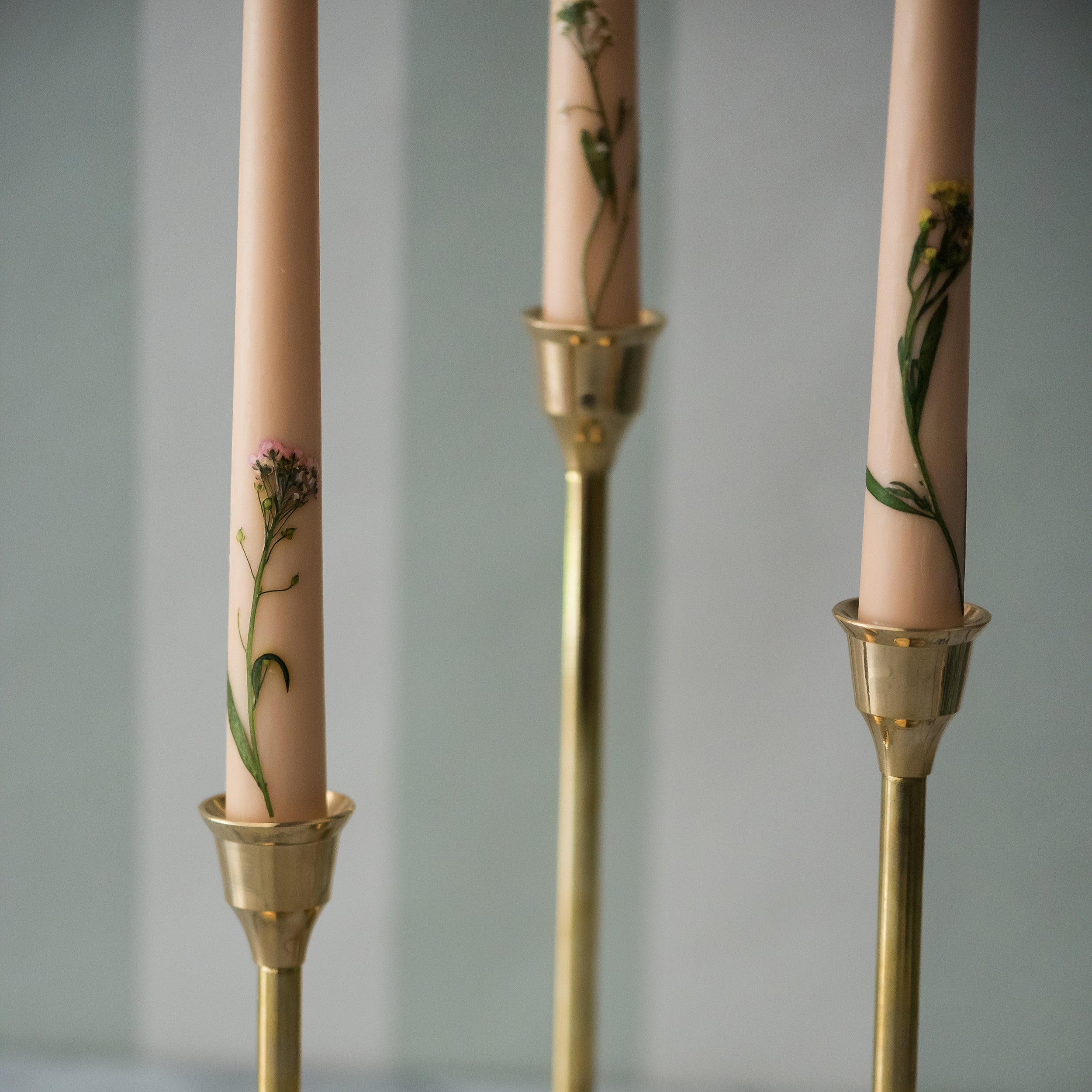 Galley & Fen Floral Inlaid Tapered Candle in Cream - Set of 3 | Heirloom Boulevard