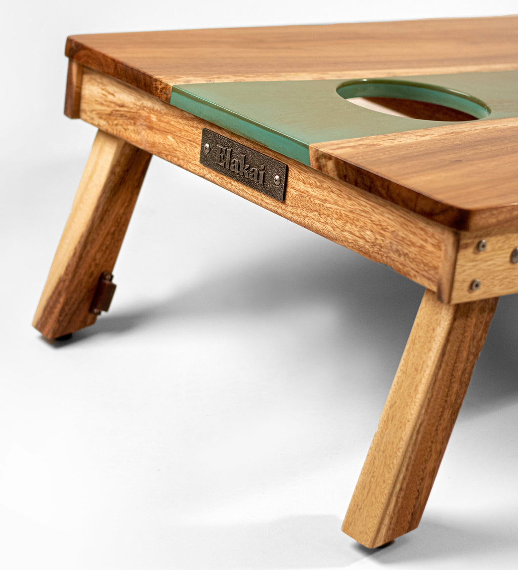 Elakai 2ft x 4ft Resin & Wood Classic Cornhole Set | Live Edge River Collection | Heirloom Boulevard