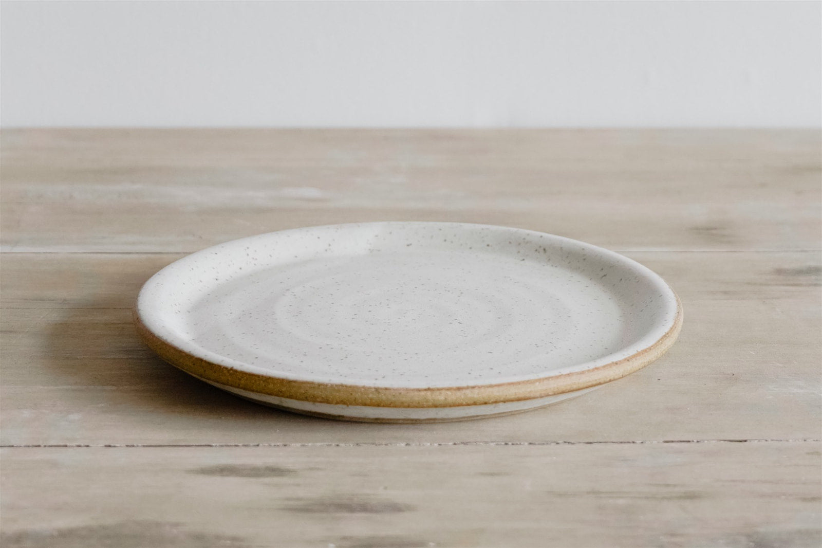 KJ Pottery Dinner Plate Speckled White | Heirloom Boulevard
