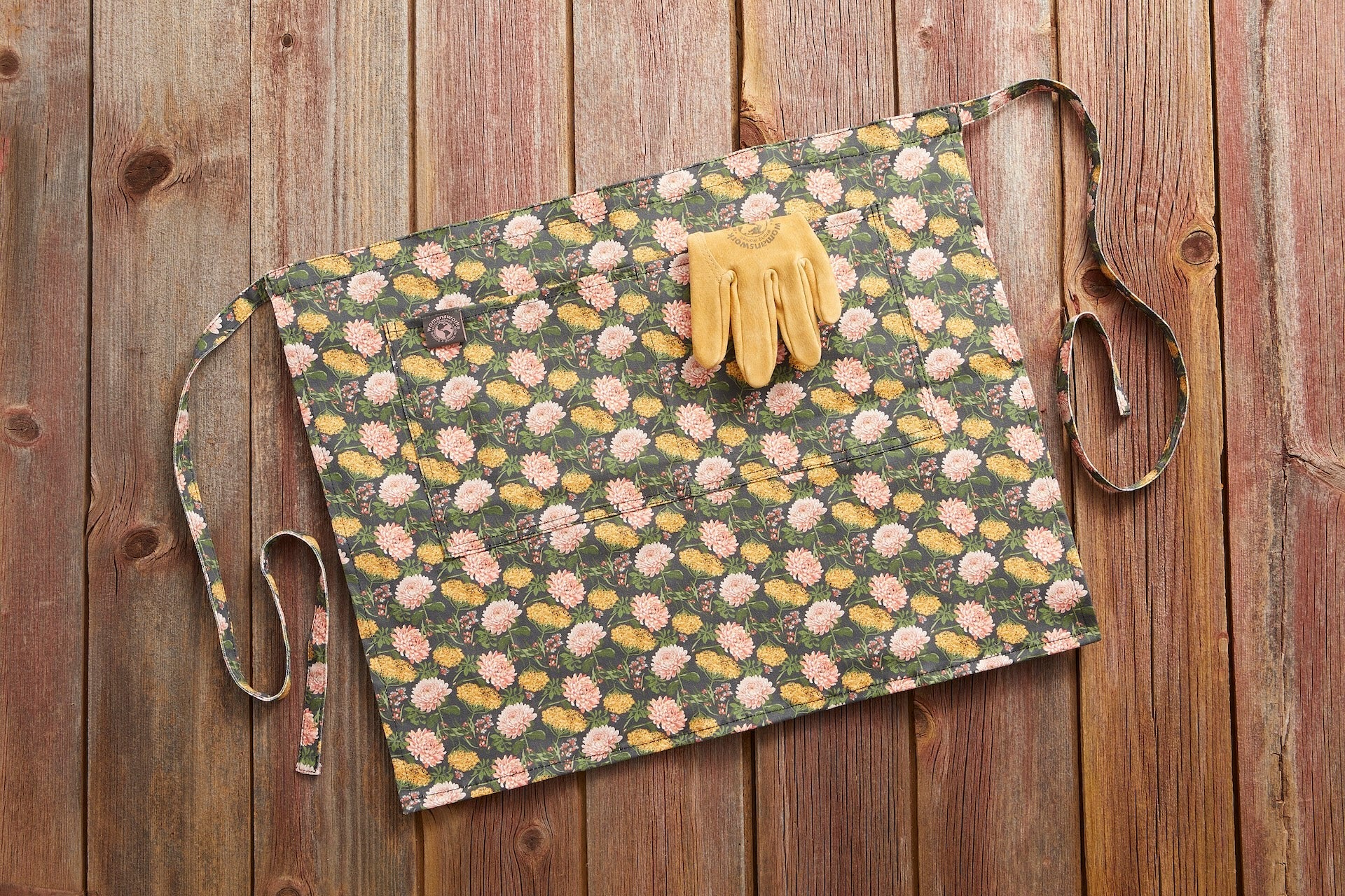 Womanswork Gardener's Half Apron Dark Dahlia | Heirloom Boulevard