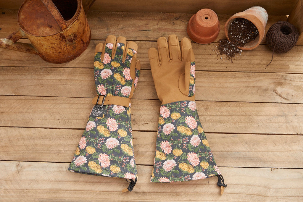 Womanswork Arm Saver Gloves | Heirloom Boulevard