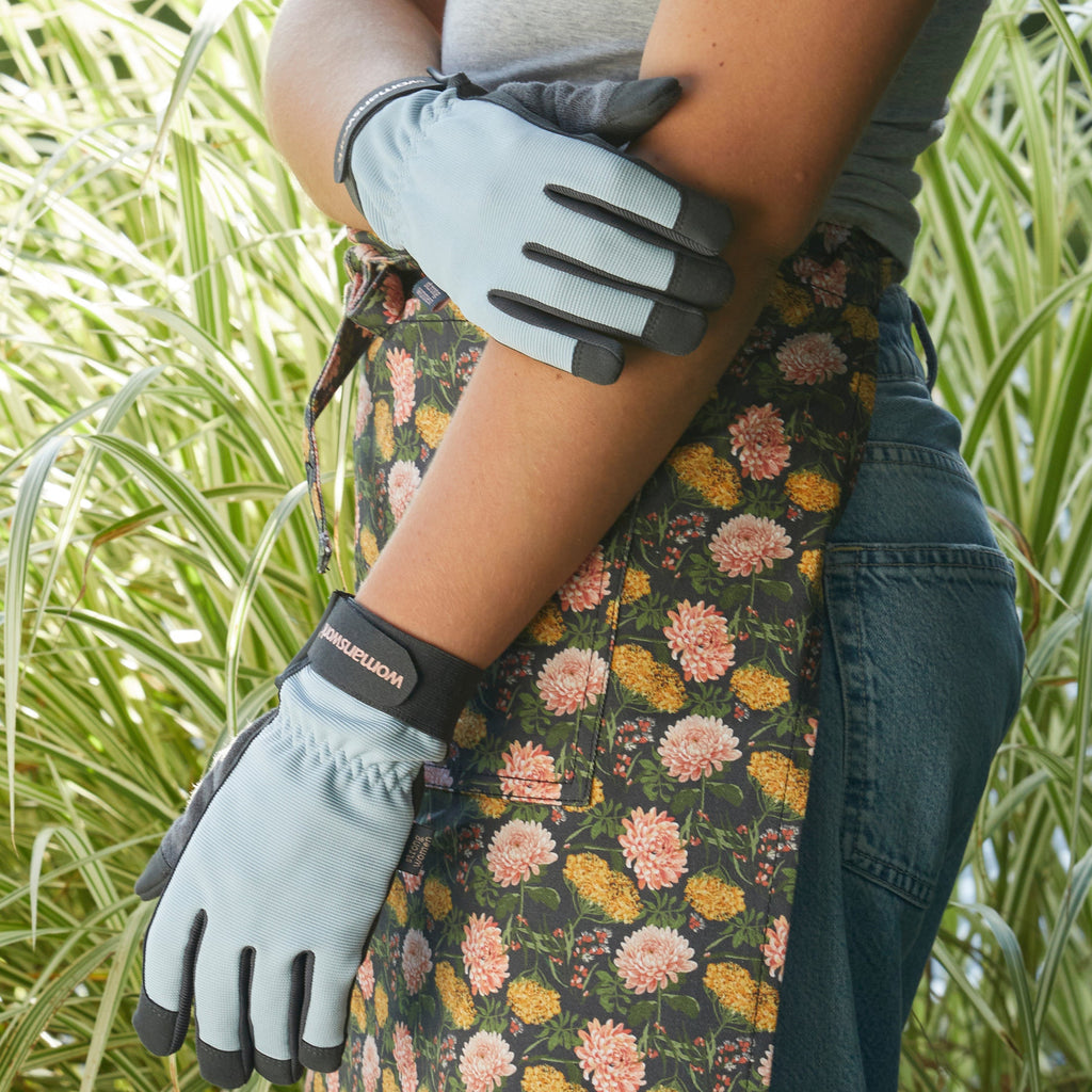 Womanswork Digger Gardening Gloves Amsonia | Heirloom Boulevard