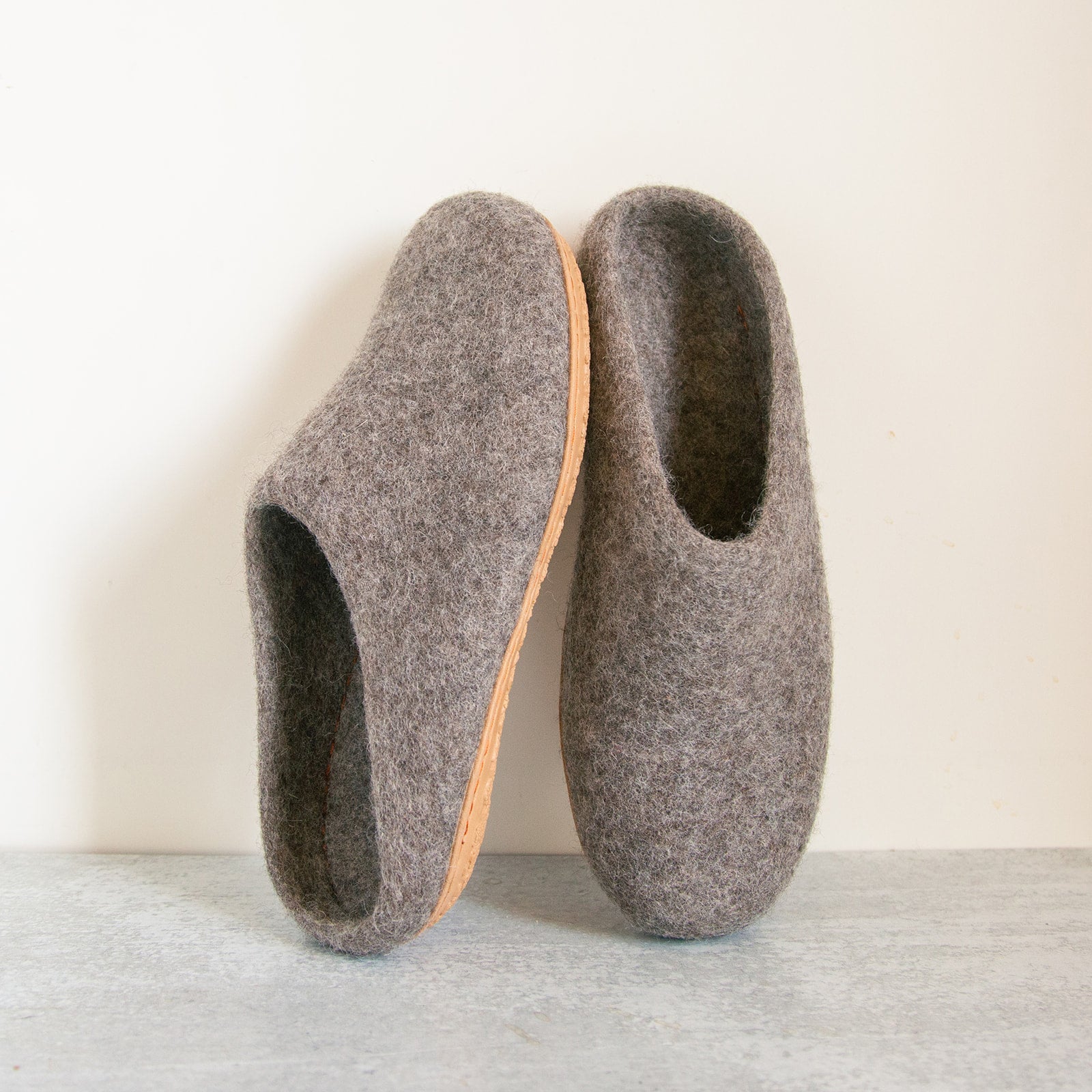 Earth Brown | Mens Organic Merino Wool Slippers Fuzzy Cove | Heirloom Boulevard