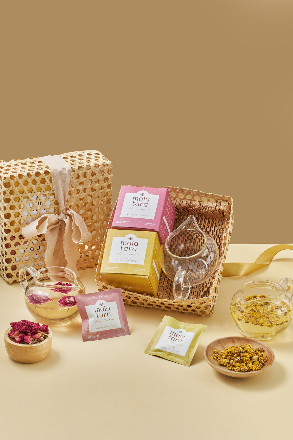 Blooming Deluxe Gift Set Mala Tara | Heirloom Boulevard