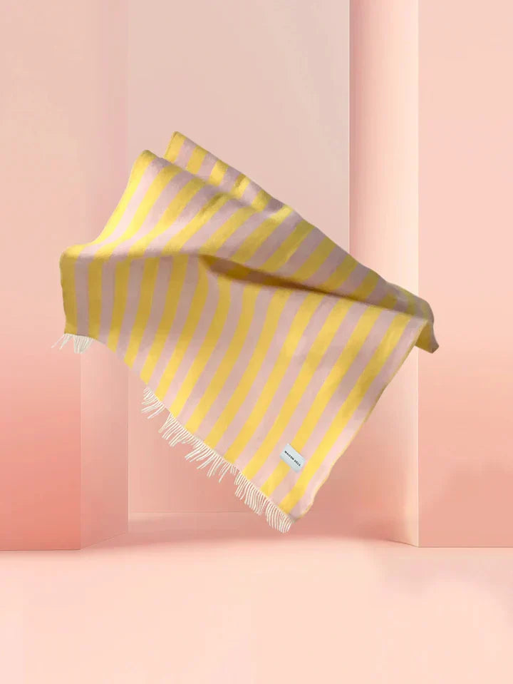 Blanket CANDY WRAP Pink / Yellow 4.25 x 6.5 ft