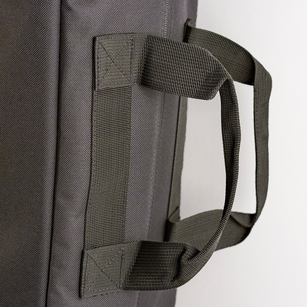 Elakai Commuter Cornhole Boards Carry Bag | Heirloom Boulevard