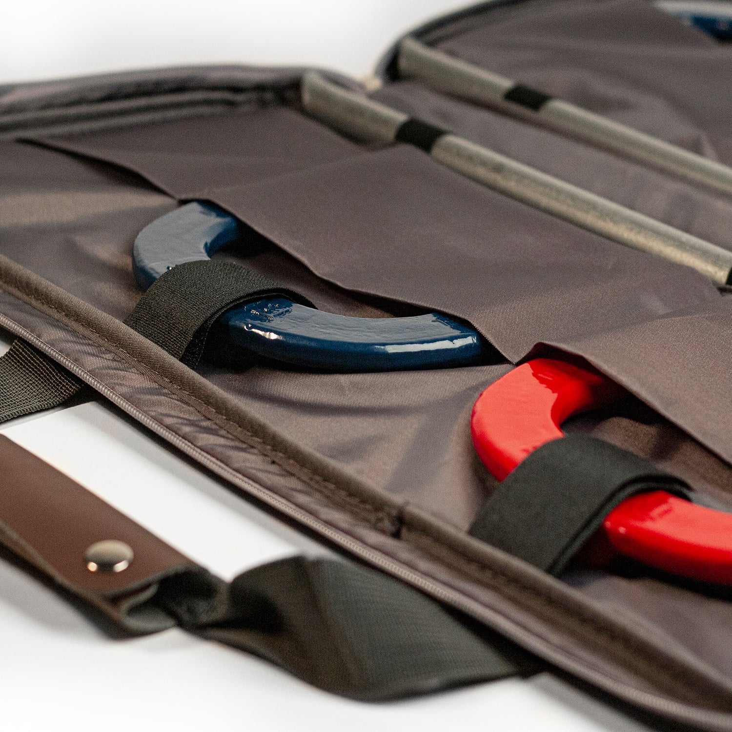 Elakai Forged Steel Outlander Horseshoe Set | Heirloom Boulevard