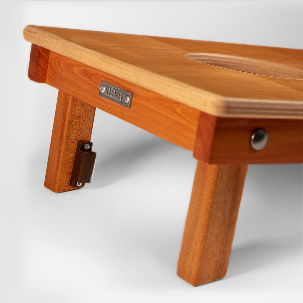 Elakai 1ft x 2ft Mount Elakai Mahogany Pathfinder Cornhole Board Set | Heirloom Boulevard