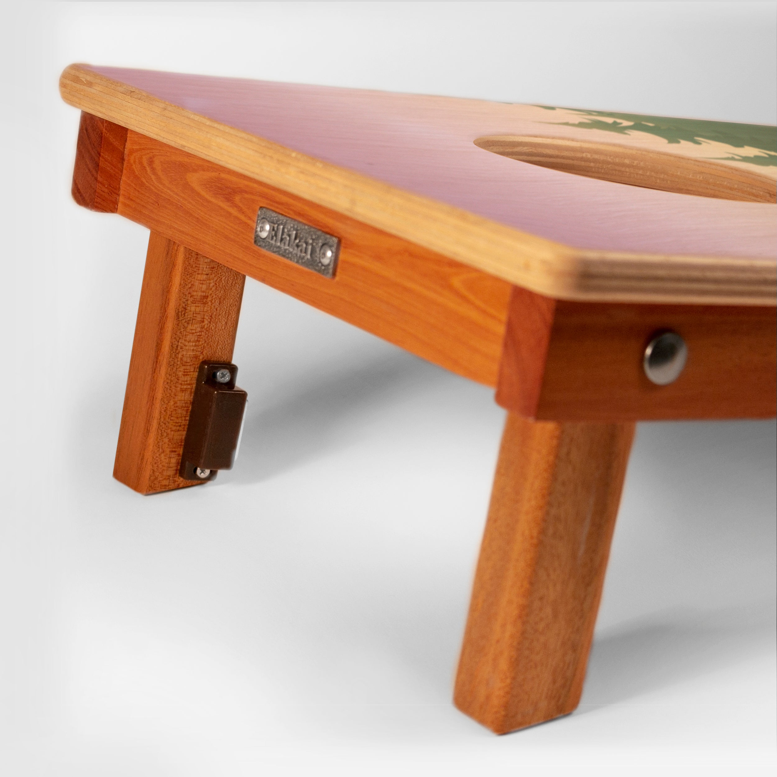 Elakai 1ft x 2ft Cliff View Mahogany Pathfinder Cornhole Board Set | Heirloom Boulevard