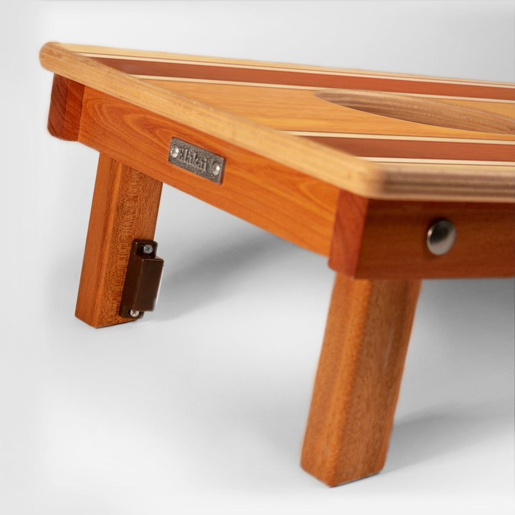 Elakai 1ft x 2ft Classic Woody Mahogany Pathfinder Cornhole Board Set | Heirloom Boulevard