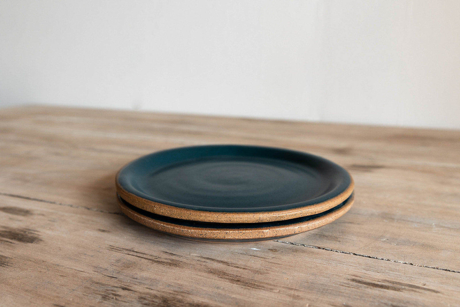 KJ Pottery Dinner Plate | Heirloom Boulevard