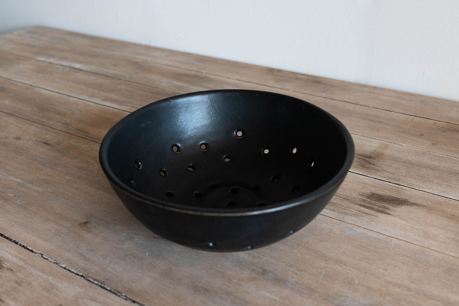 Berry Bowl Matte Black | Heirloom Boulevard