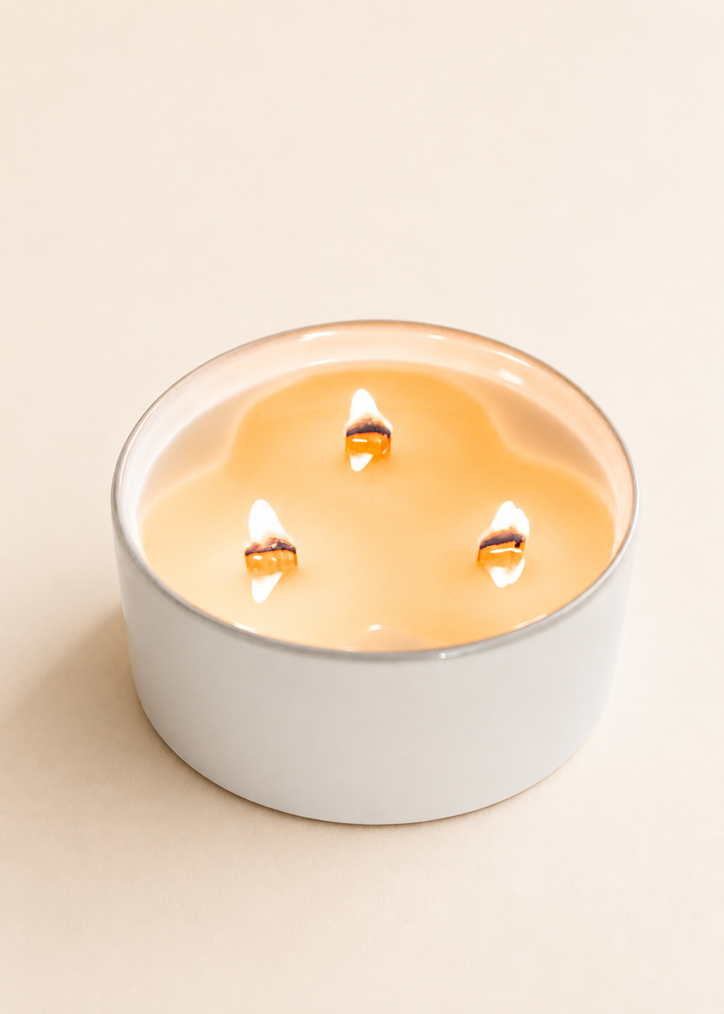 Green Leaves & Apples Soy Wax Candle - 10oz | Heirloom Boulevard