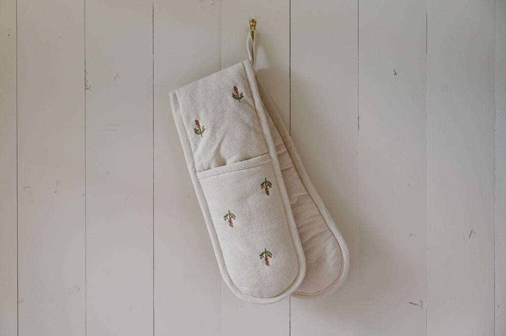 Galley & Fen Flora Double Oven Mitt | Heirloom Boulevard
