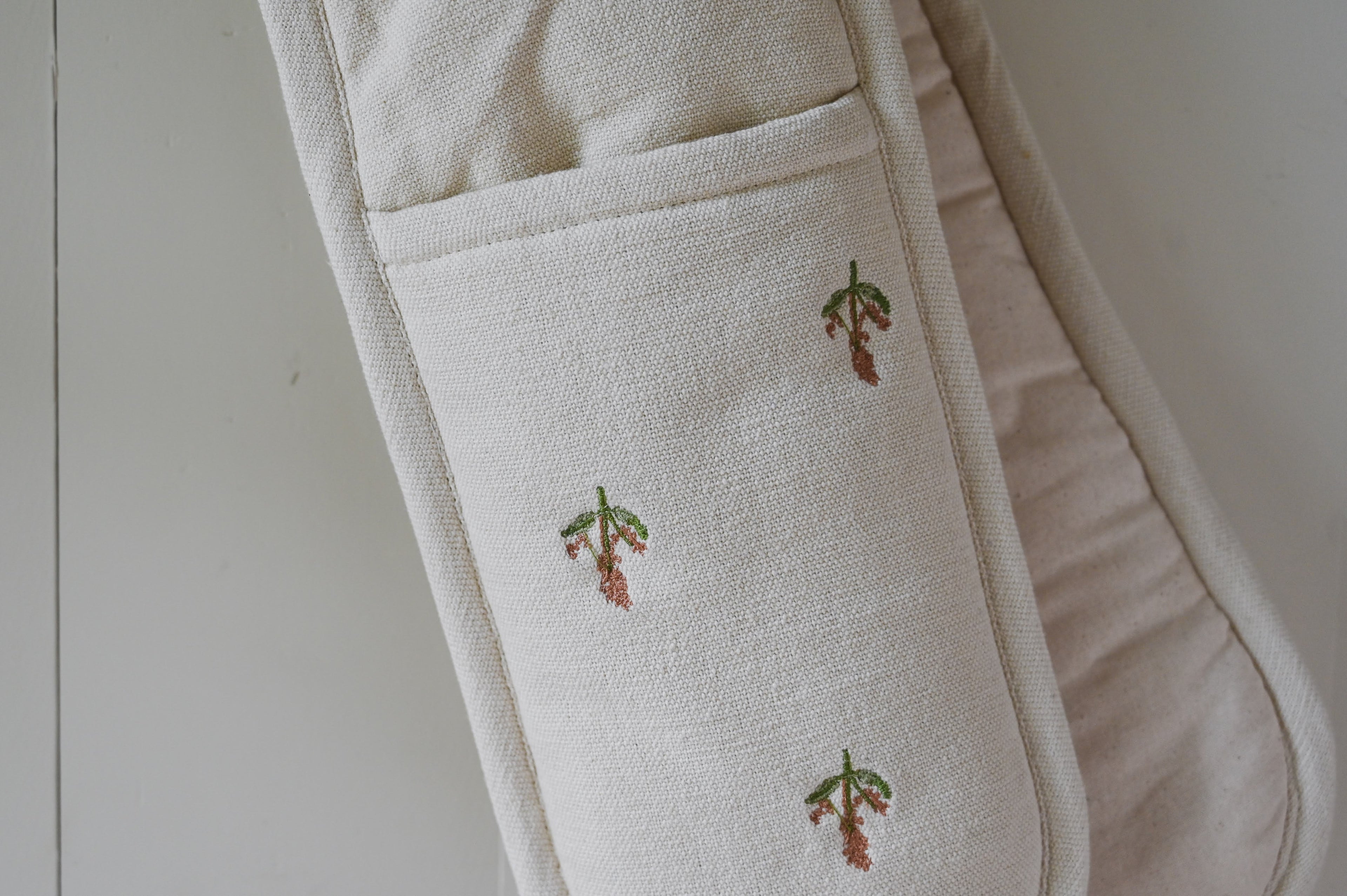 Galley & Fen Flora Double Oven Mitt | Heirloom Boulevard