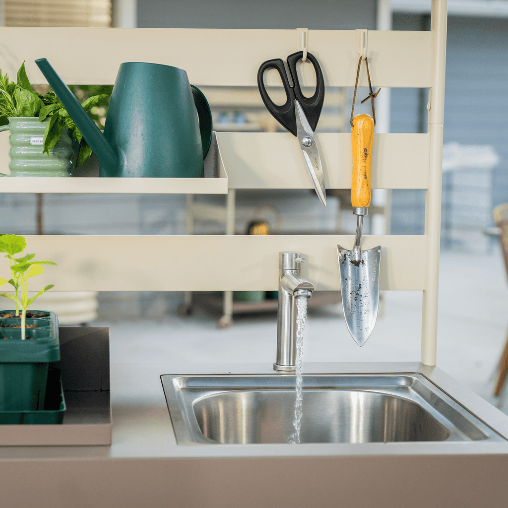 Vego Garden Garden Sink Station | Heirloom Boulevard