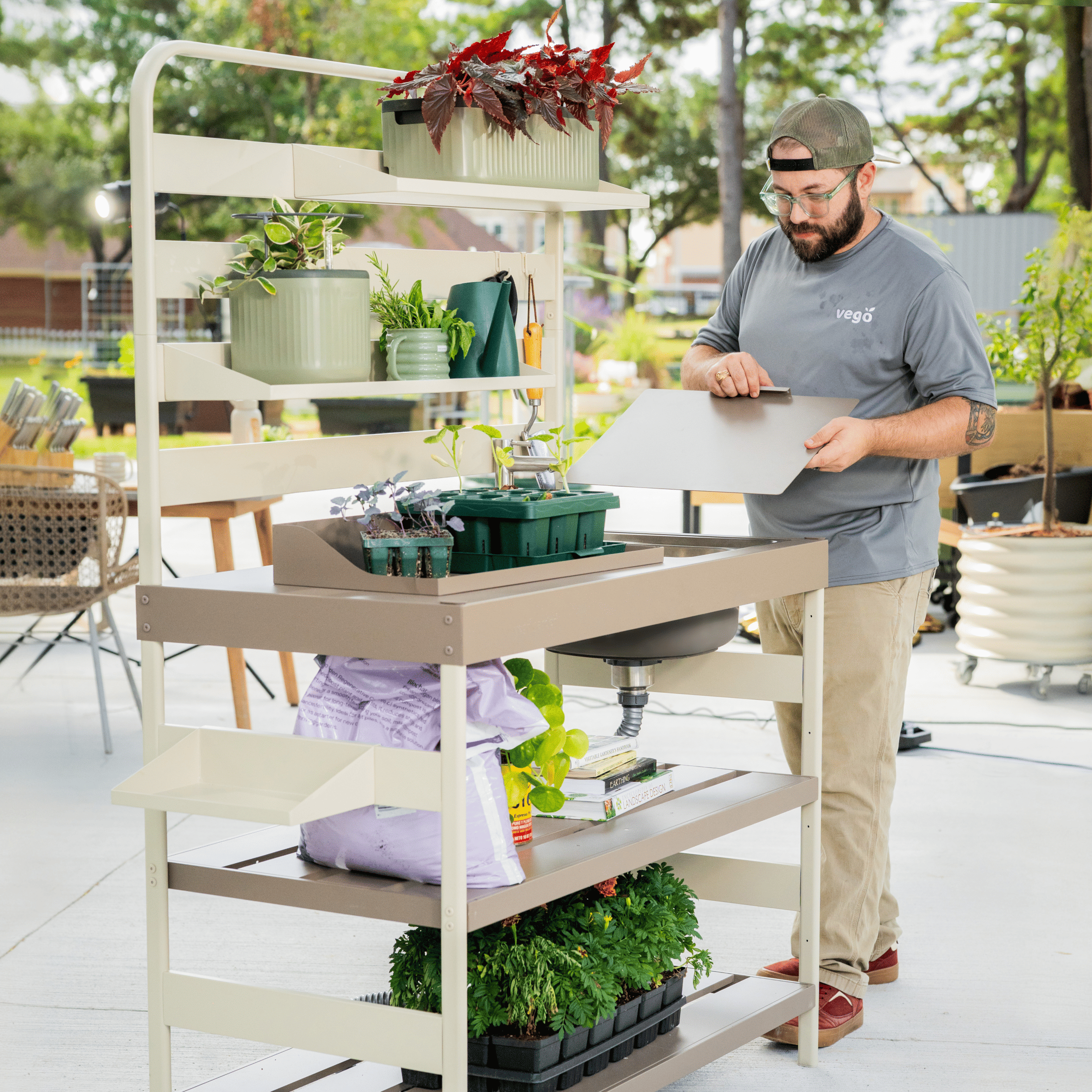 Vego Garden Garden Sink Station | Heirloom Boulevard