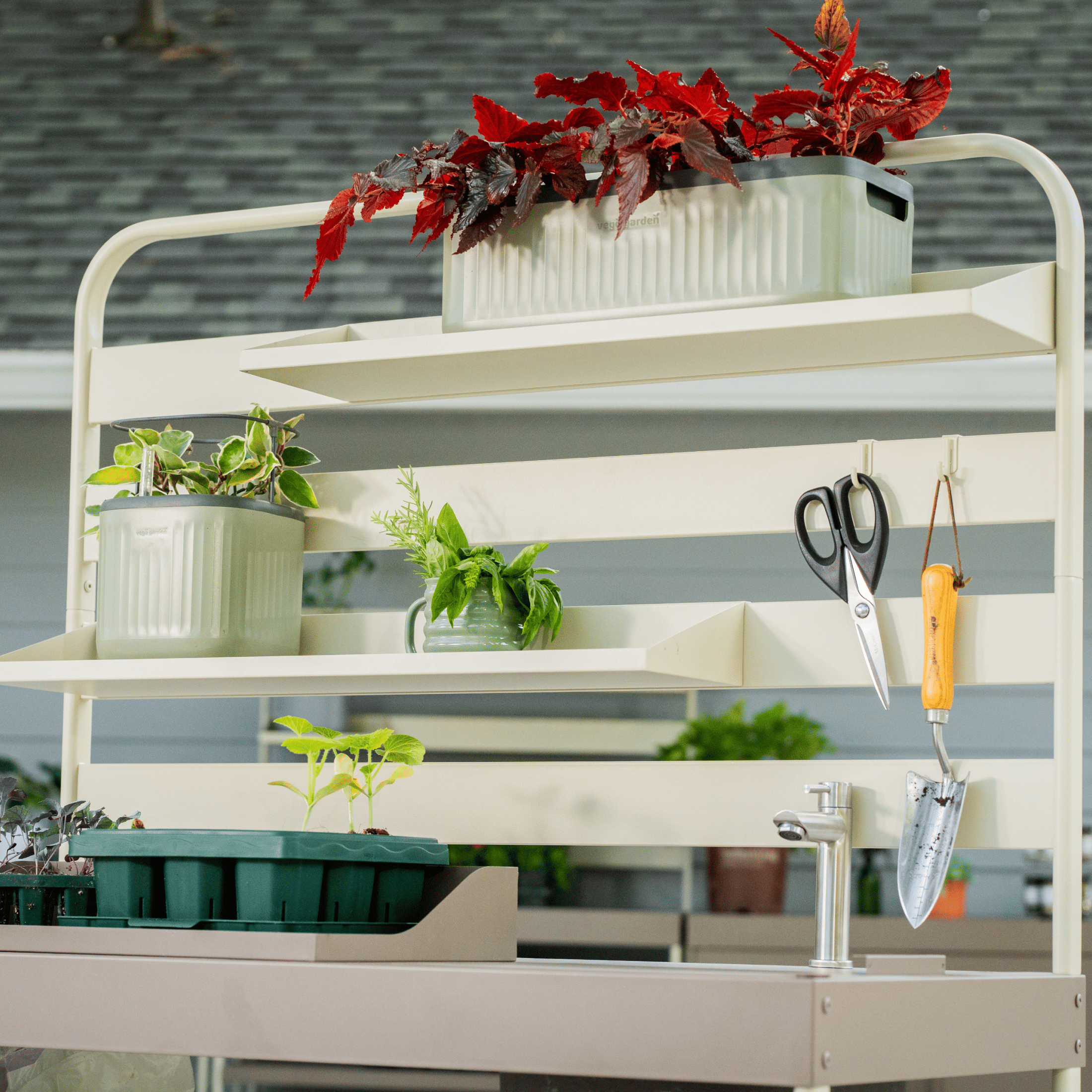 Vego Garden Garden Sink Station | Heirloom Boulevard