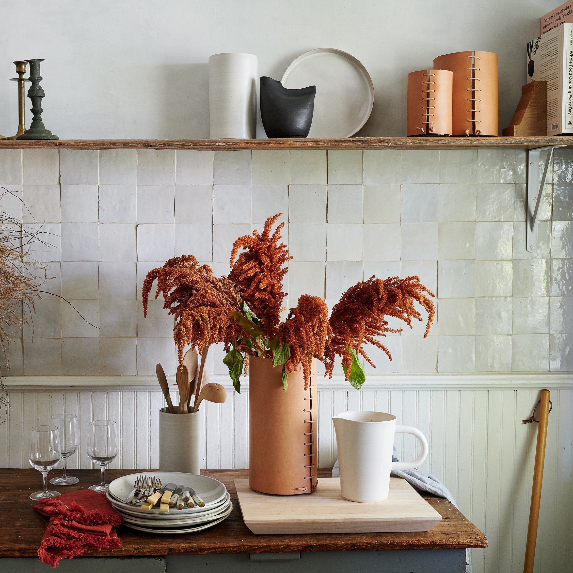 Bloomist Bird Vase, Black | Heirloom Boulevard