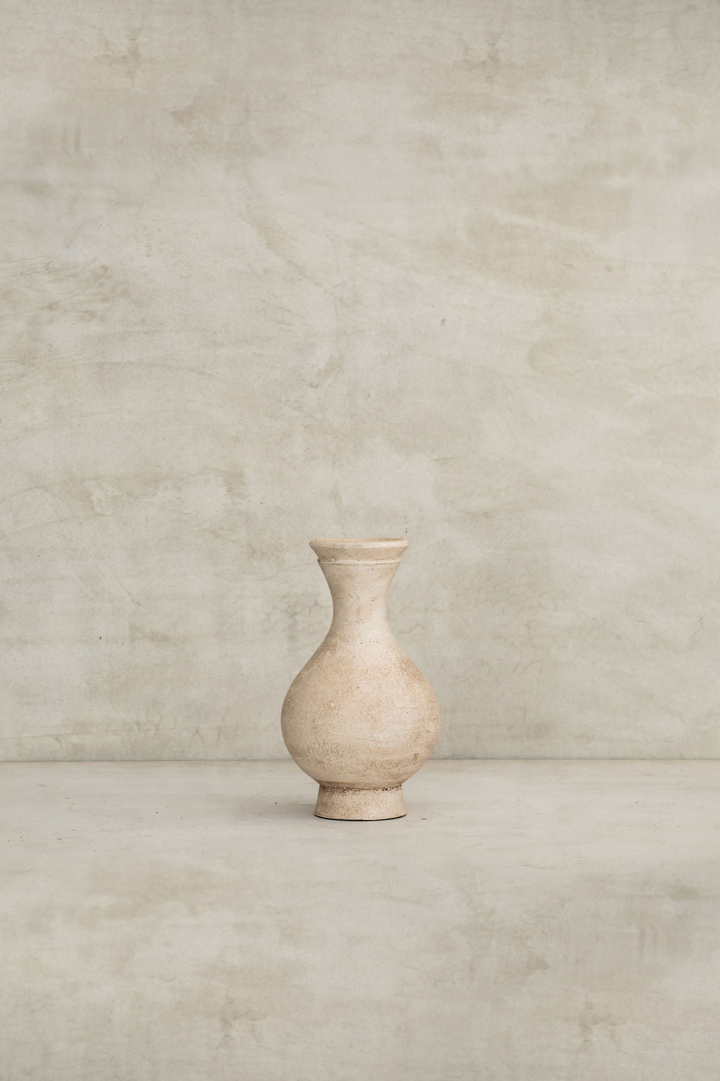 Jitana Hourglass Vase | Heirloom Boulevard