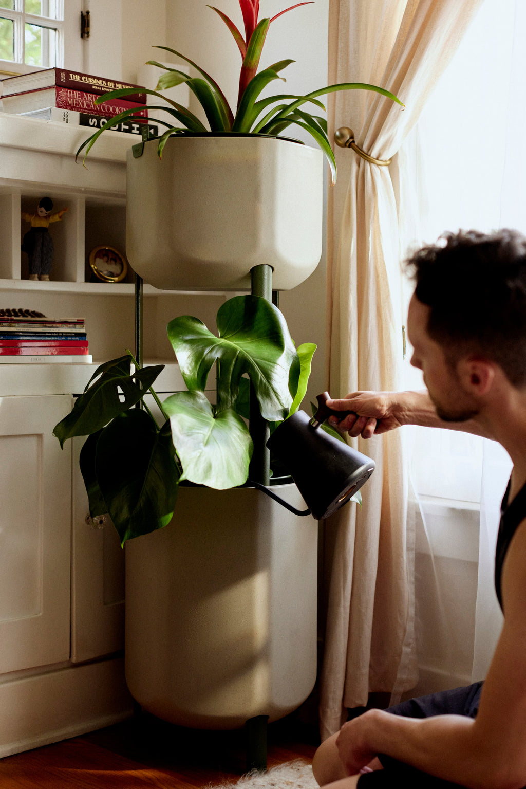 Marly Garden Smaller Marly Planter | Heirloom Boulevard