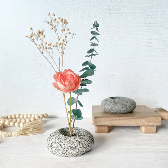 Beach Stone Ikebana Vase | Heirloom Boulevard