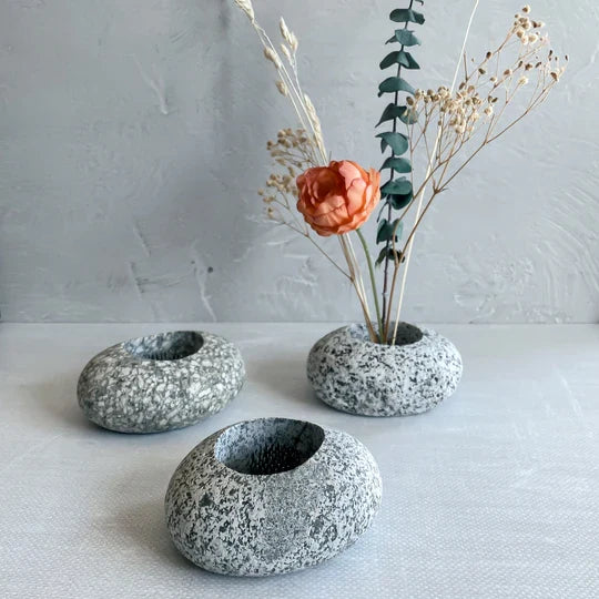 Beach Stone Ikebana Vase | Heirloom Boulevard