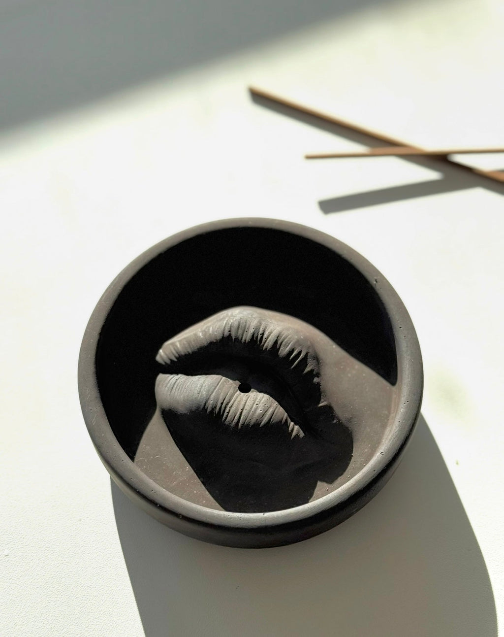 Lips Incense Holder - Stylish Home Decor Incense Burner | Sunday Nomad