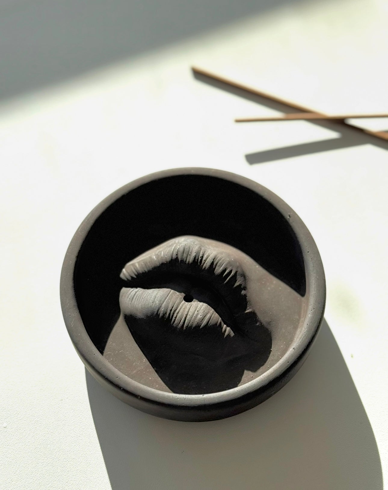 Lips Incense Holder - Stylish Home Decor Incense Burner | Sunday Nomad