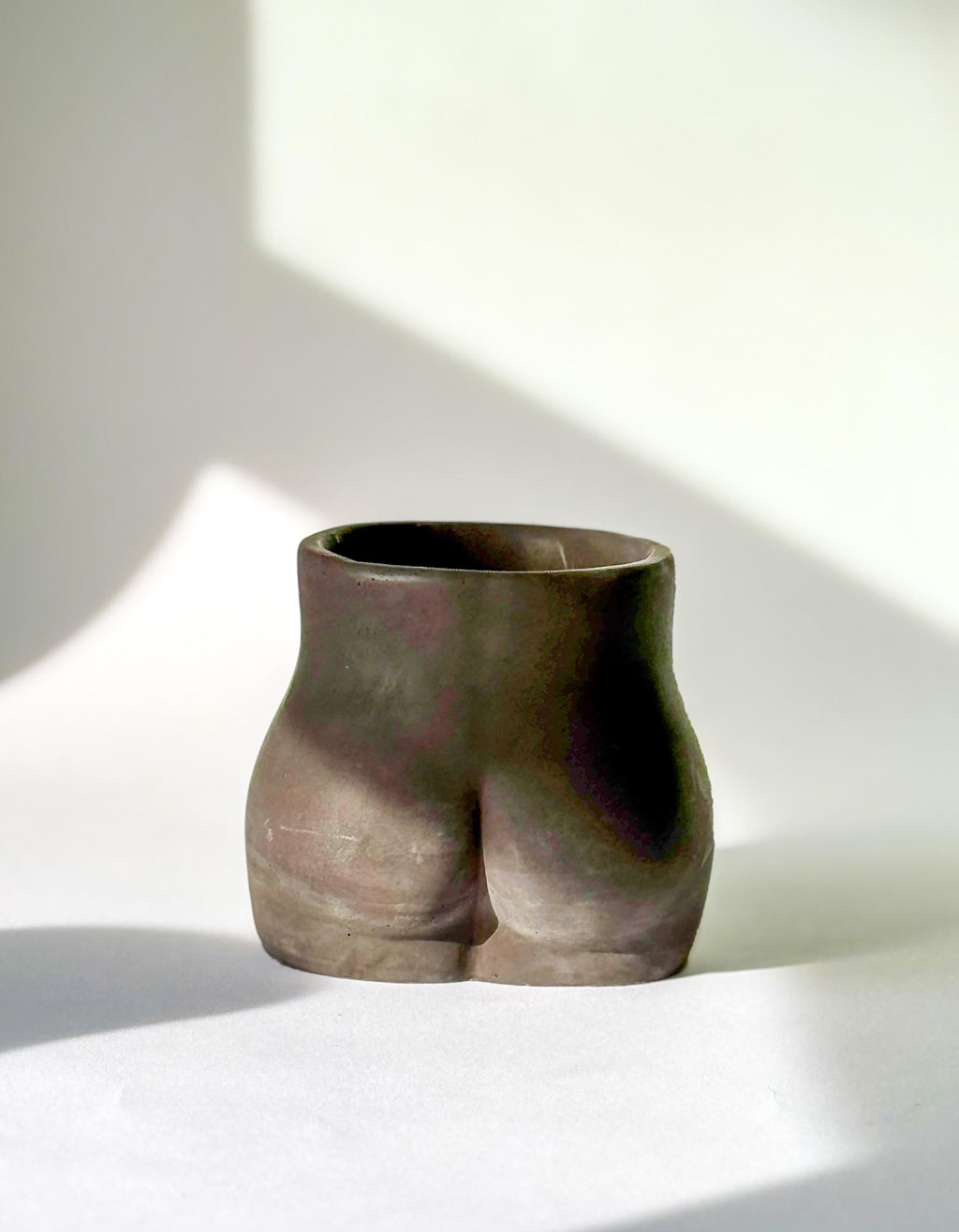 Kay Planter - Unique Sculptural Concrete Planter | Sunday Nomad