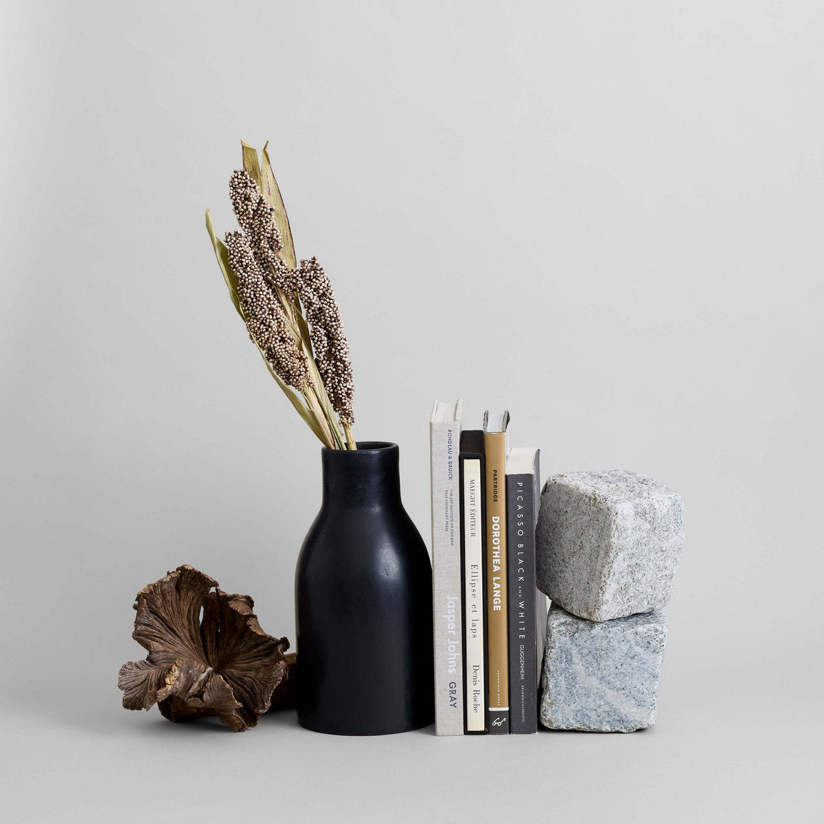 Granite Stand | Heirloom Boulevard
