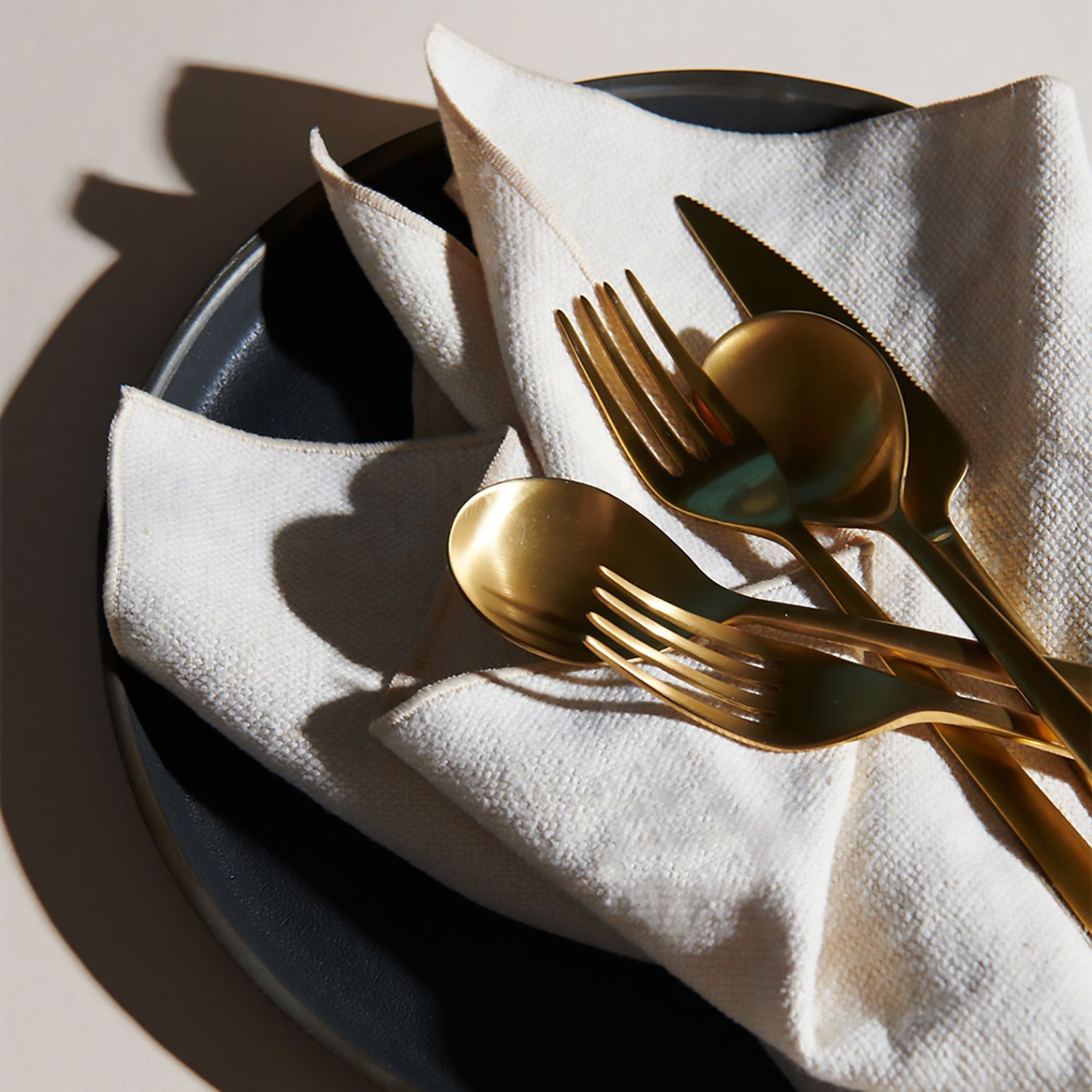 ATELIER SAUCIER Cream Burlap Crème Napkins | Set of 4 | Heirloom Boulevard