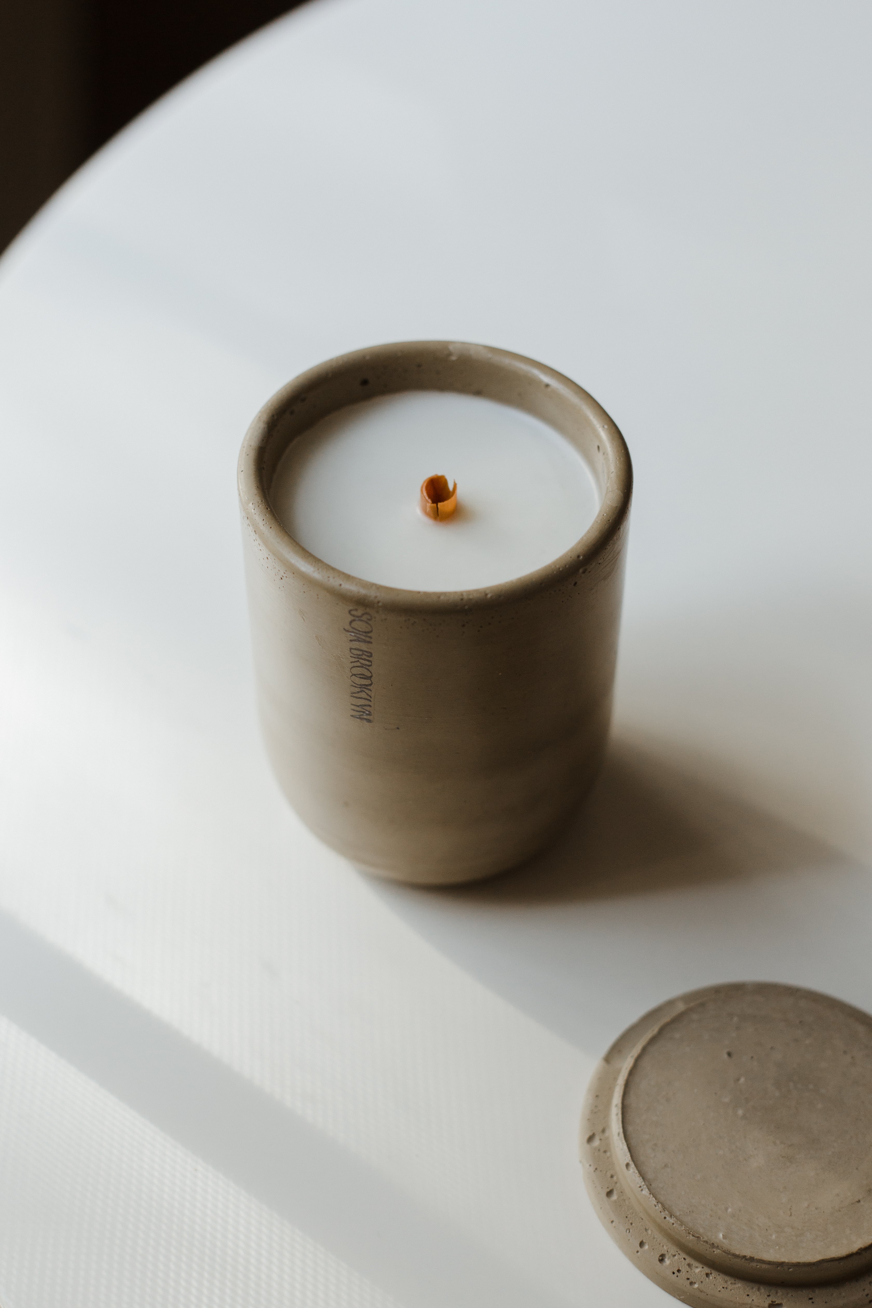 Sunday Relaxing Candle - Fig Leaf & Sandalwood Blend | Sunday Nomad