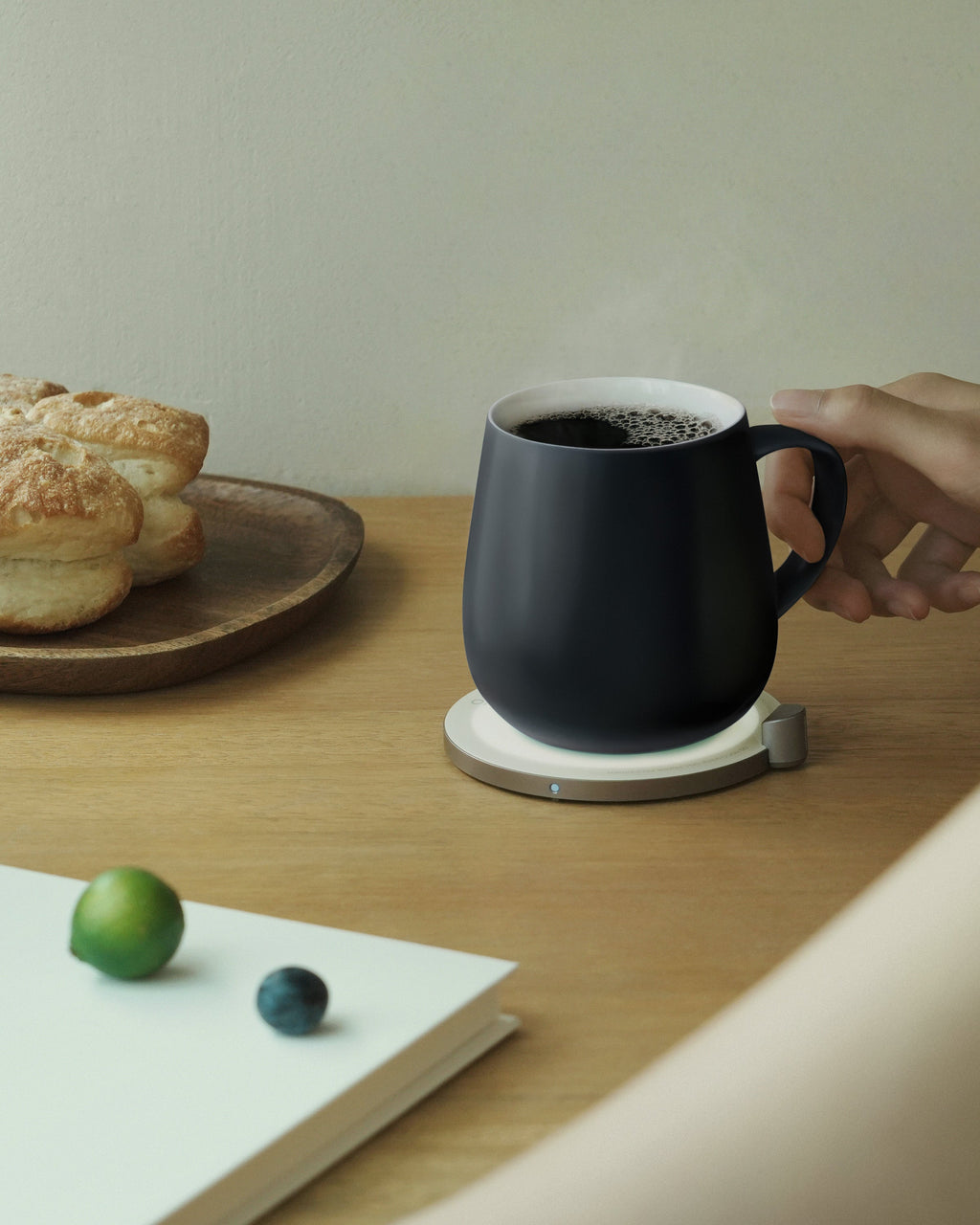 Ui Self-heating Mug Set - Inkstone Black | Heirloom Boulevard