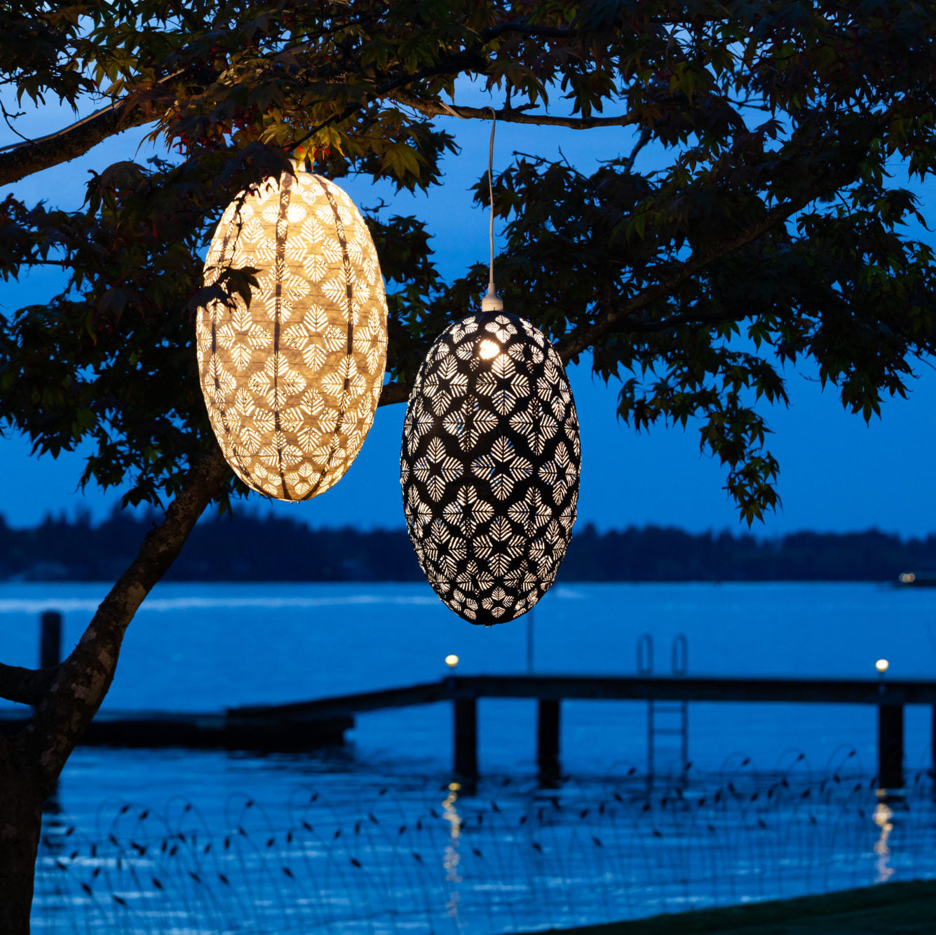 Allsop Soji Stella Nova Geo Palm Pod - 22" Indoor / Outdoor Pendant Lamp (120V) | Heirloom Boulevard
