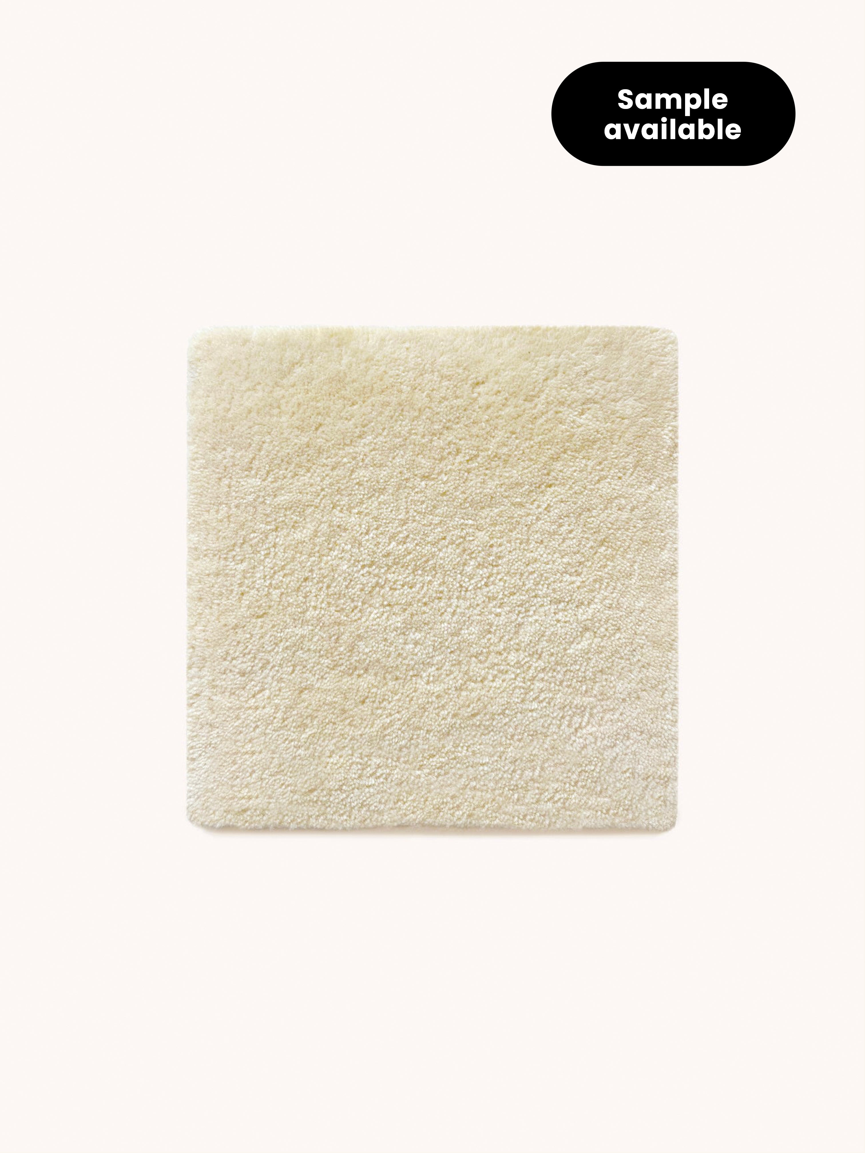 Maison Deux Rug SOLID Off White 5.6 x 7.9 ft VICILink | Heirloom Boulevard