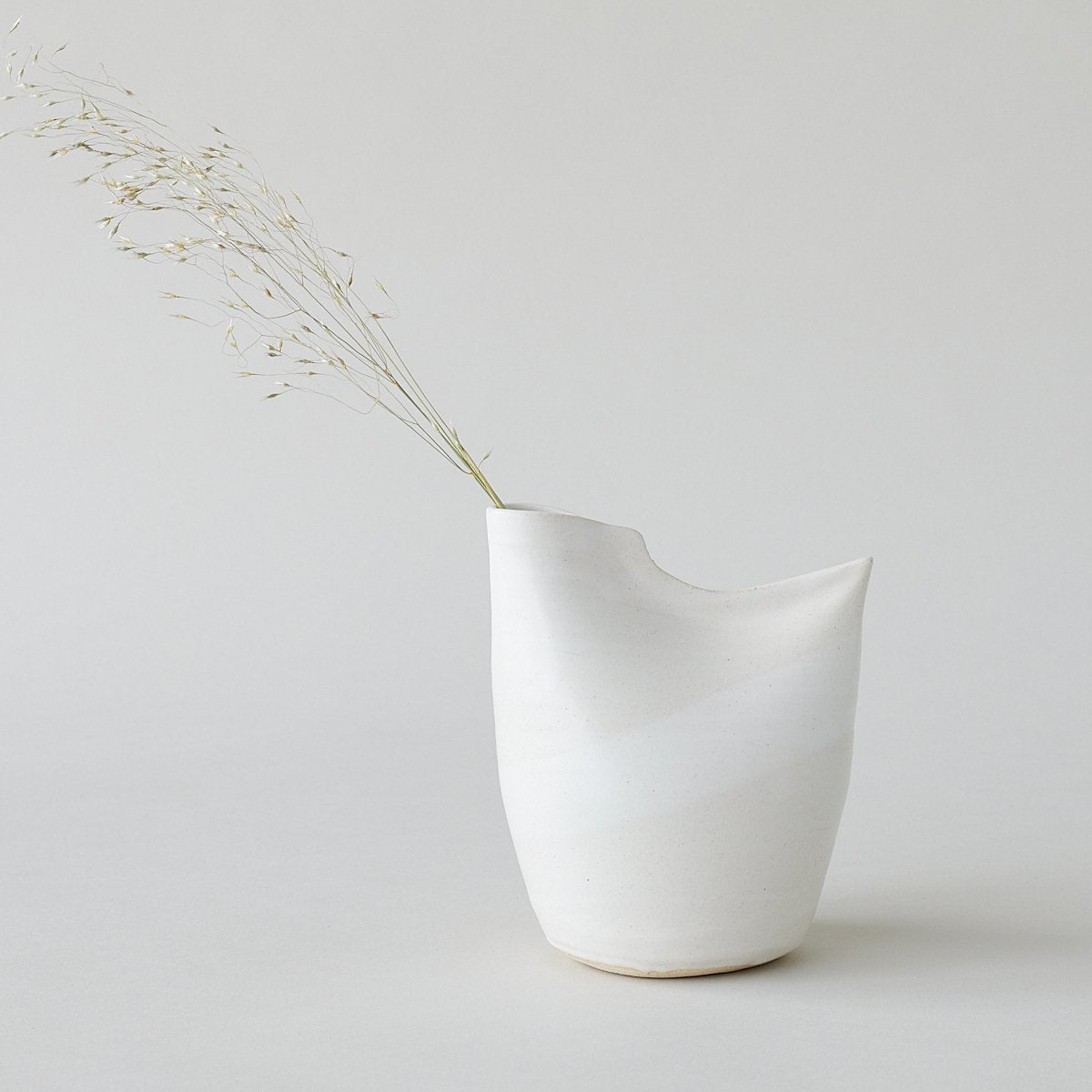 Bloomist Bird Vase, White | Heirloom Boulevard