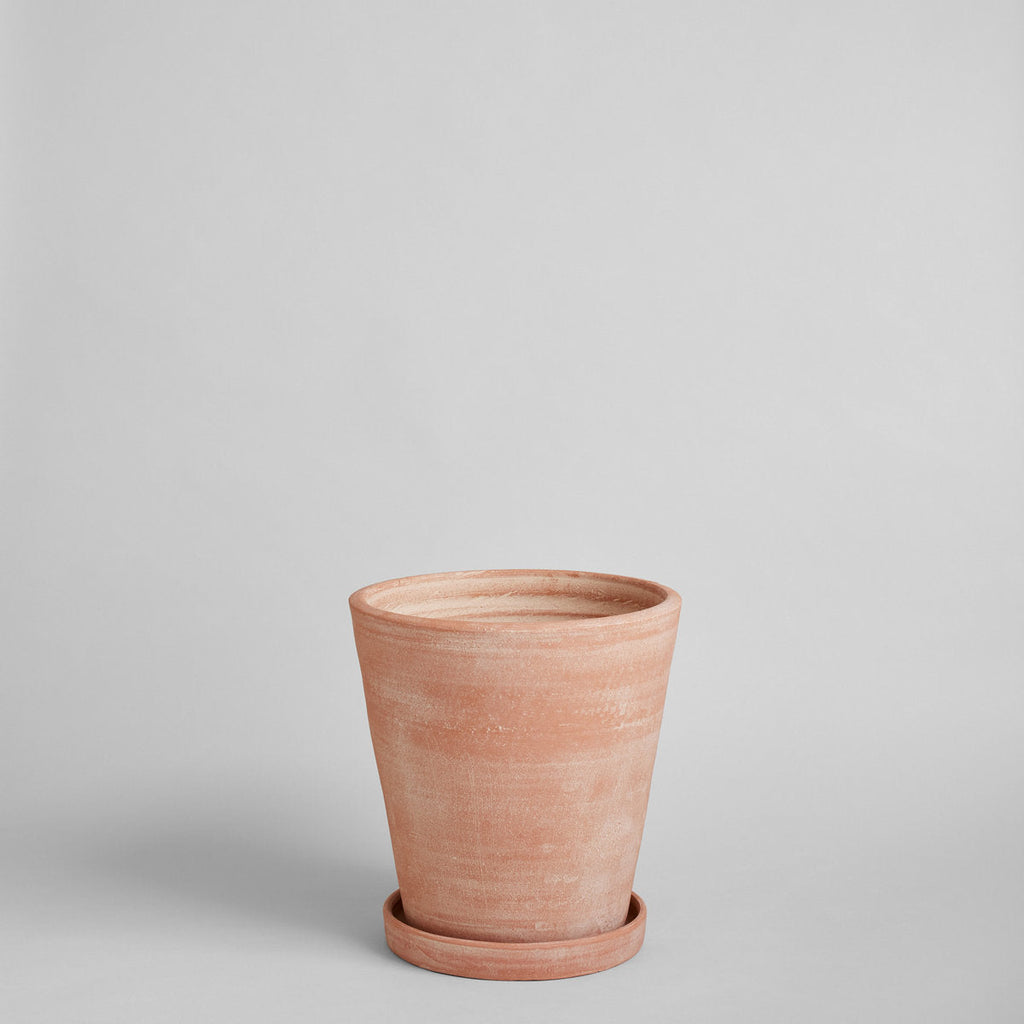 Bloomist Whitewash Terracotta Studio Planter With Tray | Heirloom Boulevard
