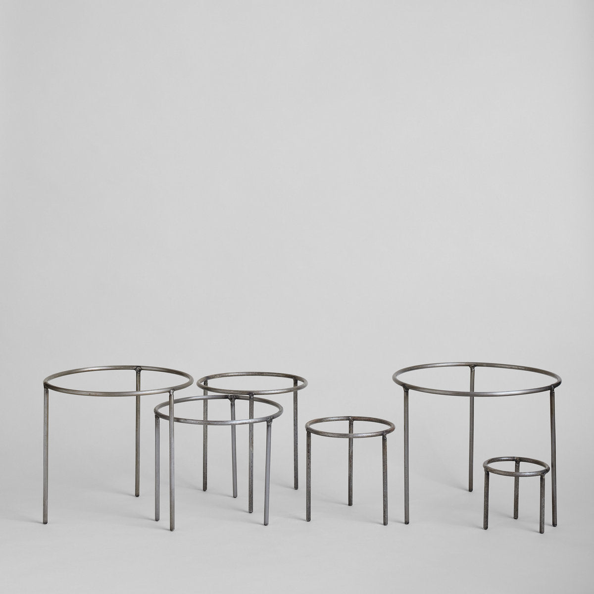 Bloomist Wrought Iron Planter Stand | Heirloom Boulevard