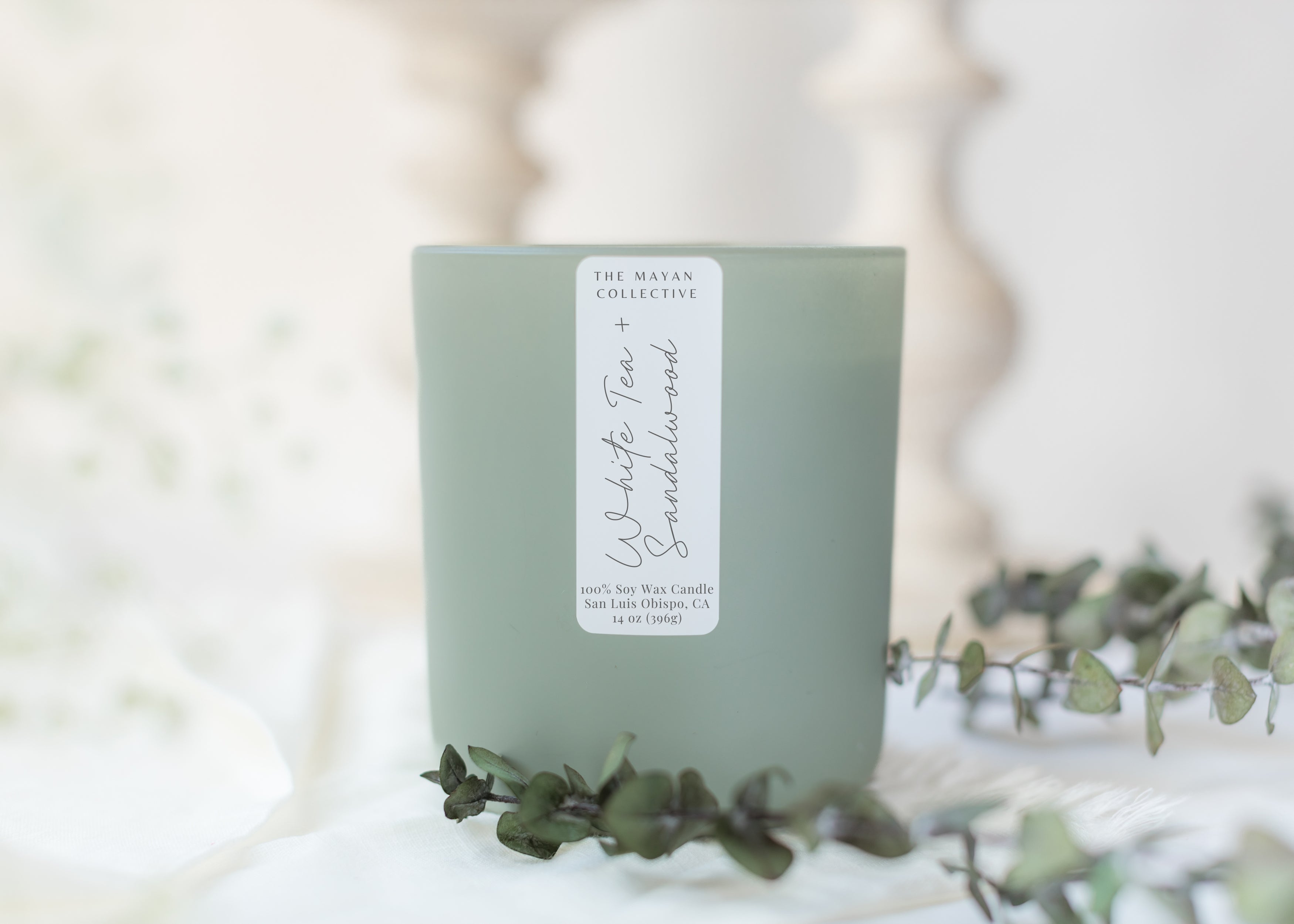 White tea + Sandalwood Soy Wax Candle